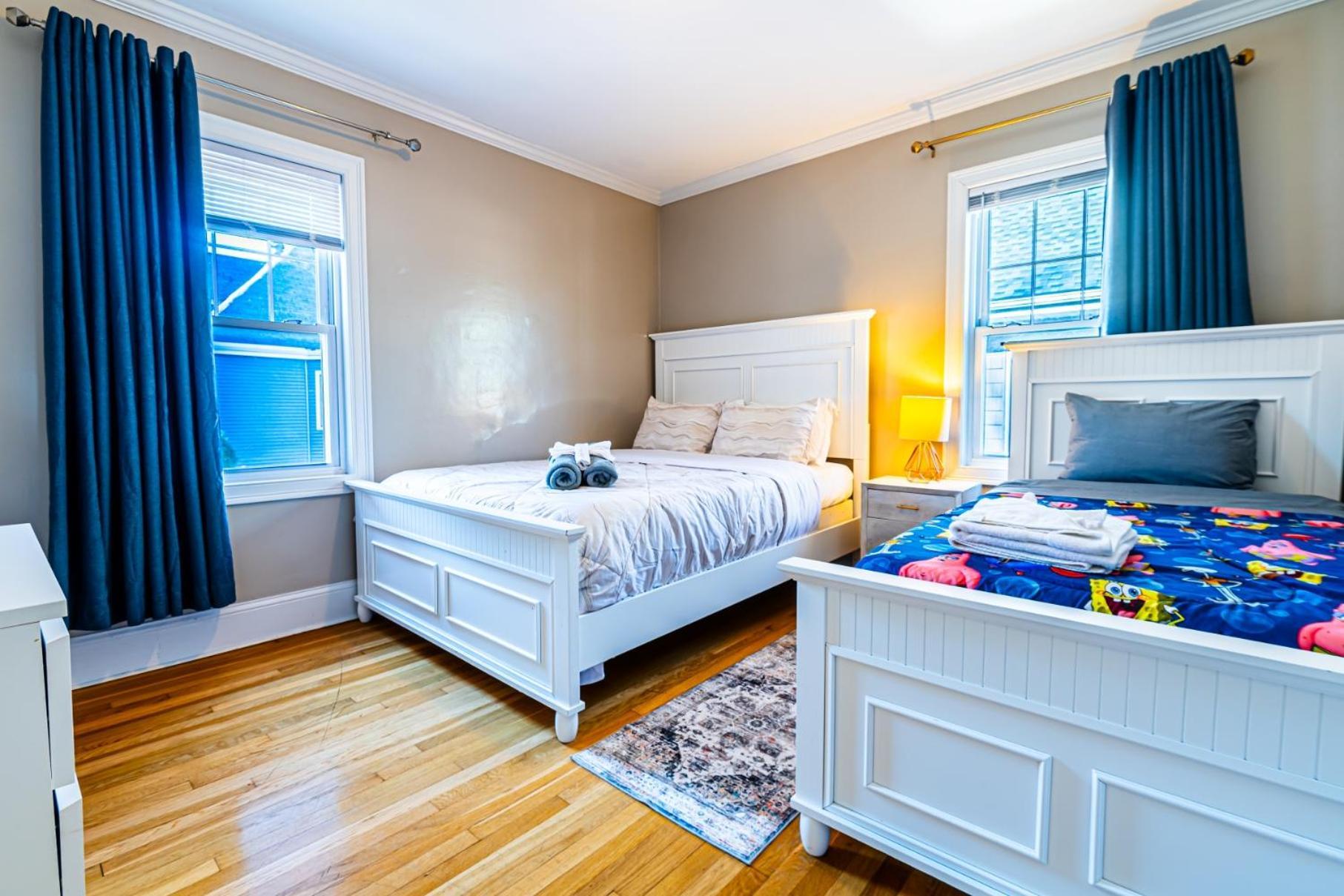 Renovated 4br3ba Escape - Near Public Transportation *