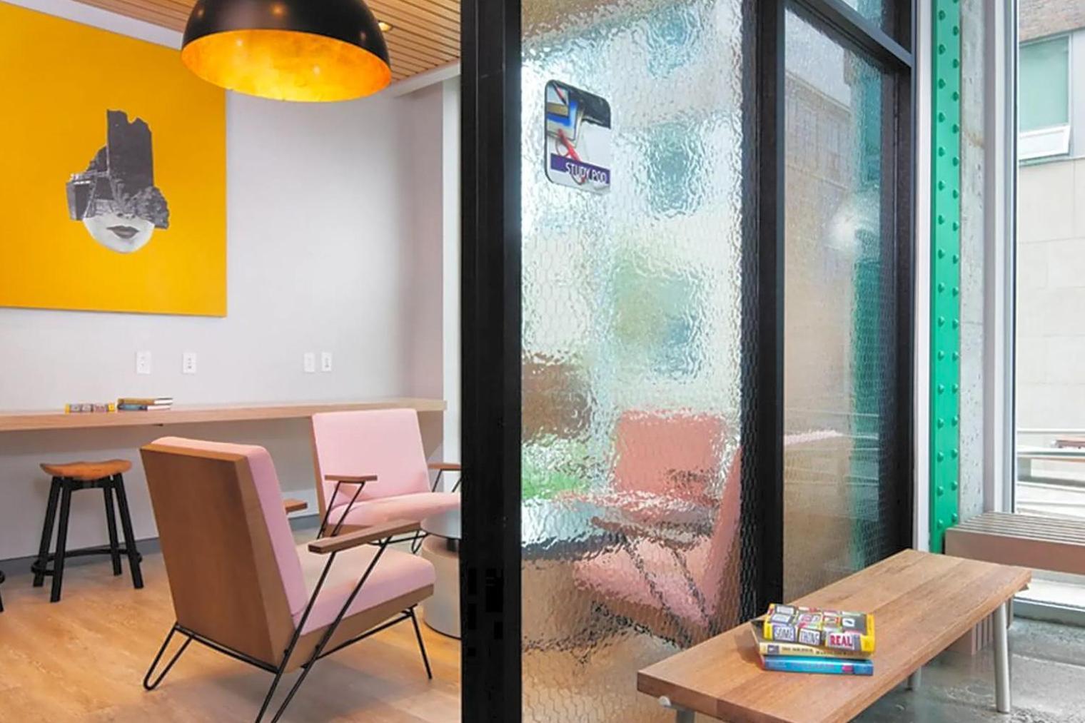 E Cambridge 2br W Gym Wd Nr Lechmere T Bos-635 * Boston