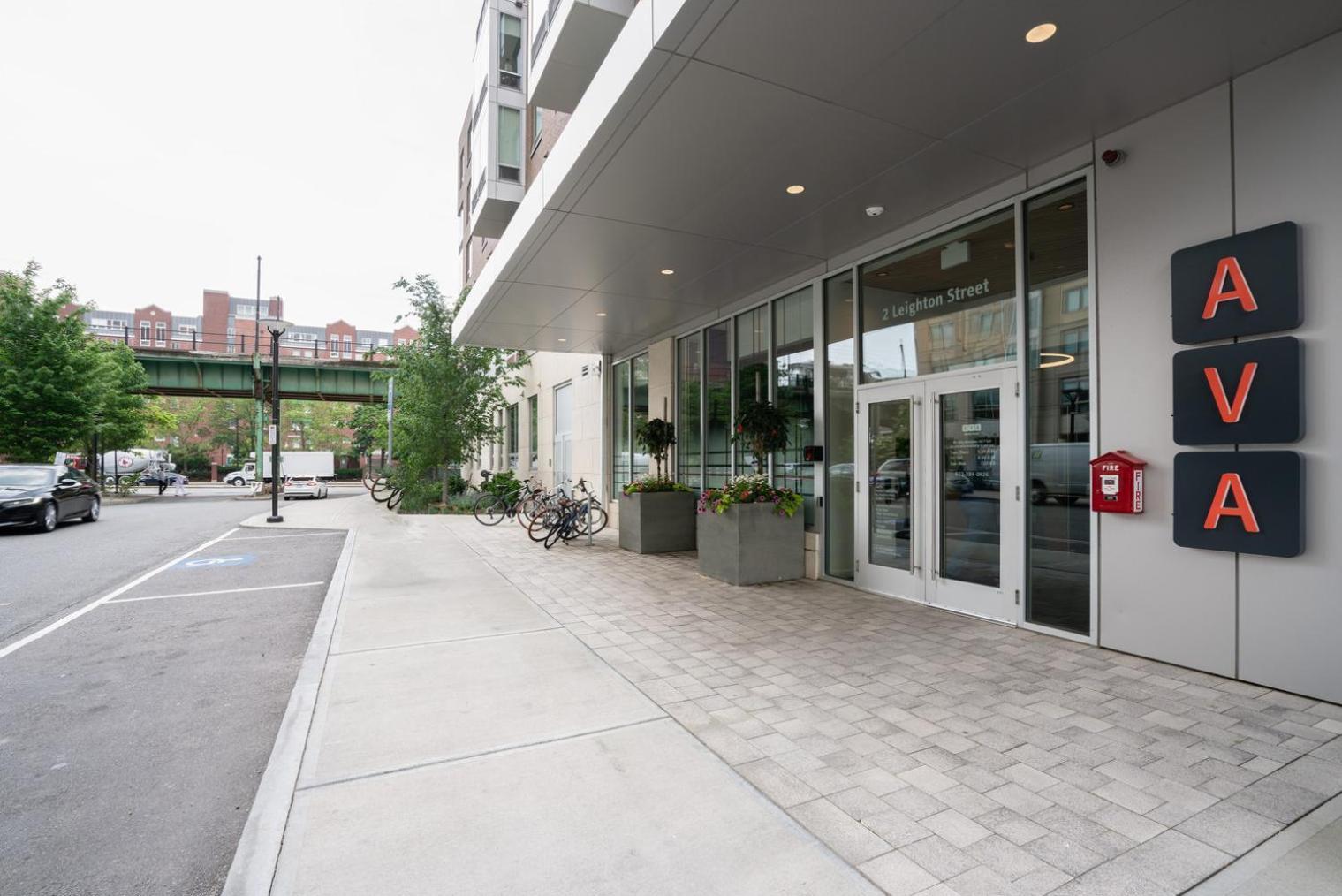 Apartment E Cambridge 2br W Gym Wd Nr Lechmere T Bos-635 Boston