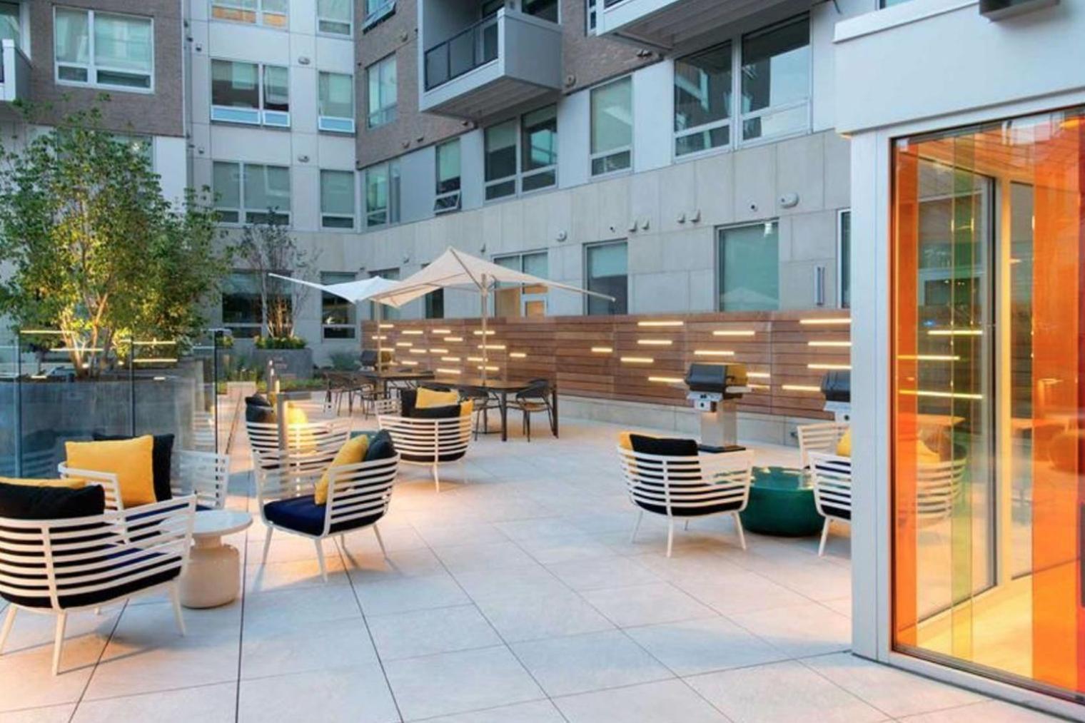 E Cambridge 2br W Gym Wd Nr Lechmere T Bos-635 * Boston