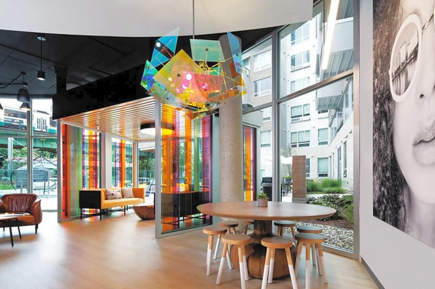 E Cambridge 2br W Gym Wd Nr Lechmere T Bos-635