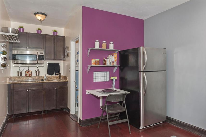 Cozy Steps From Common And Theaters