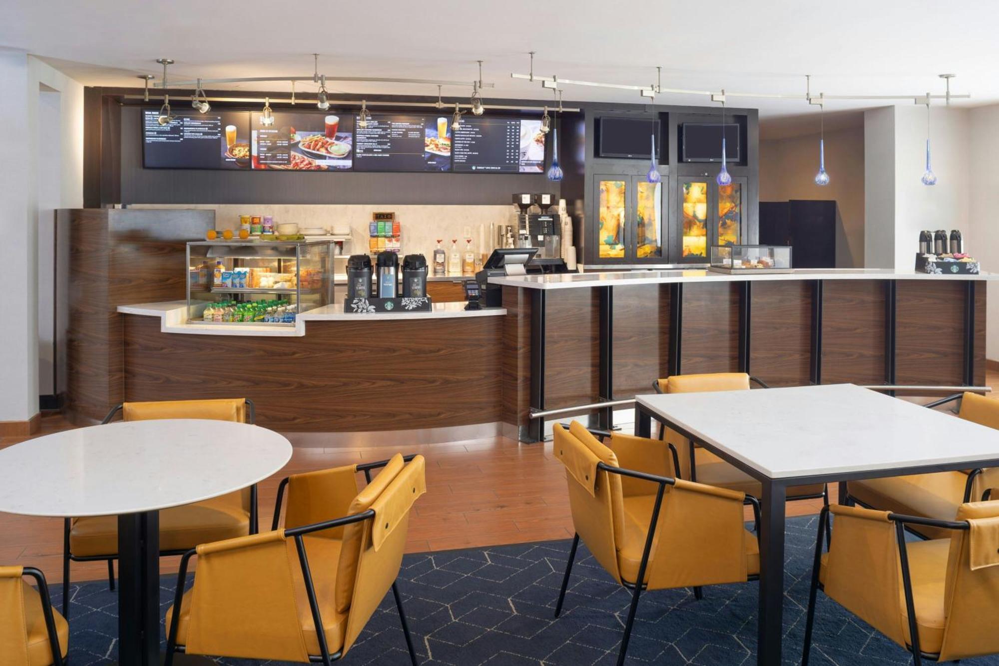 Courtyard Boston-south Boston