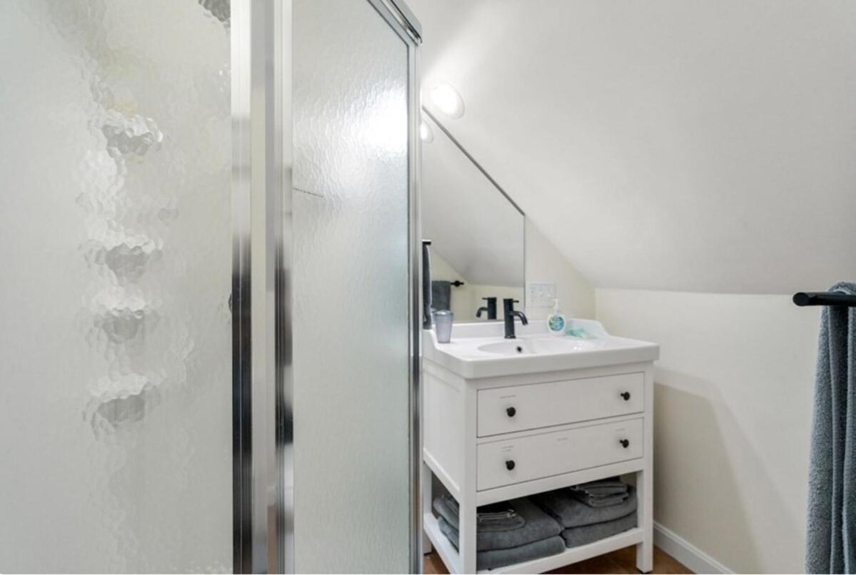 2 Bedroom Loft In Brighton, Free Parking *