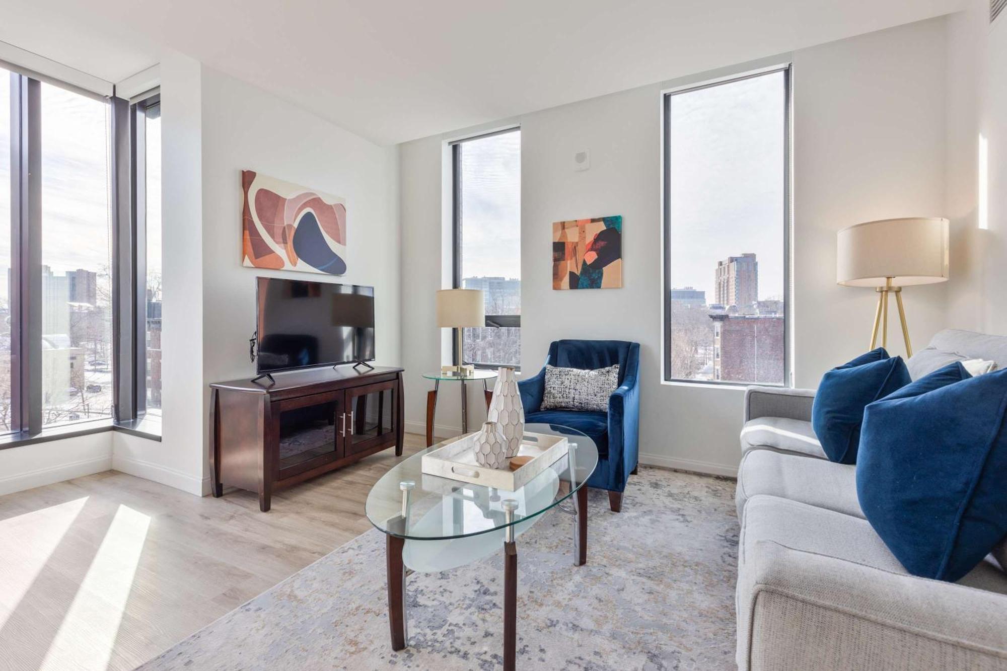 Private With Kitchen & Gym Apartment Boston