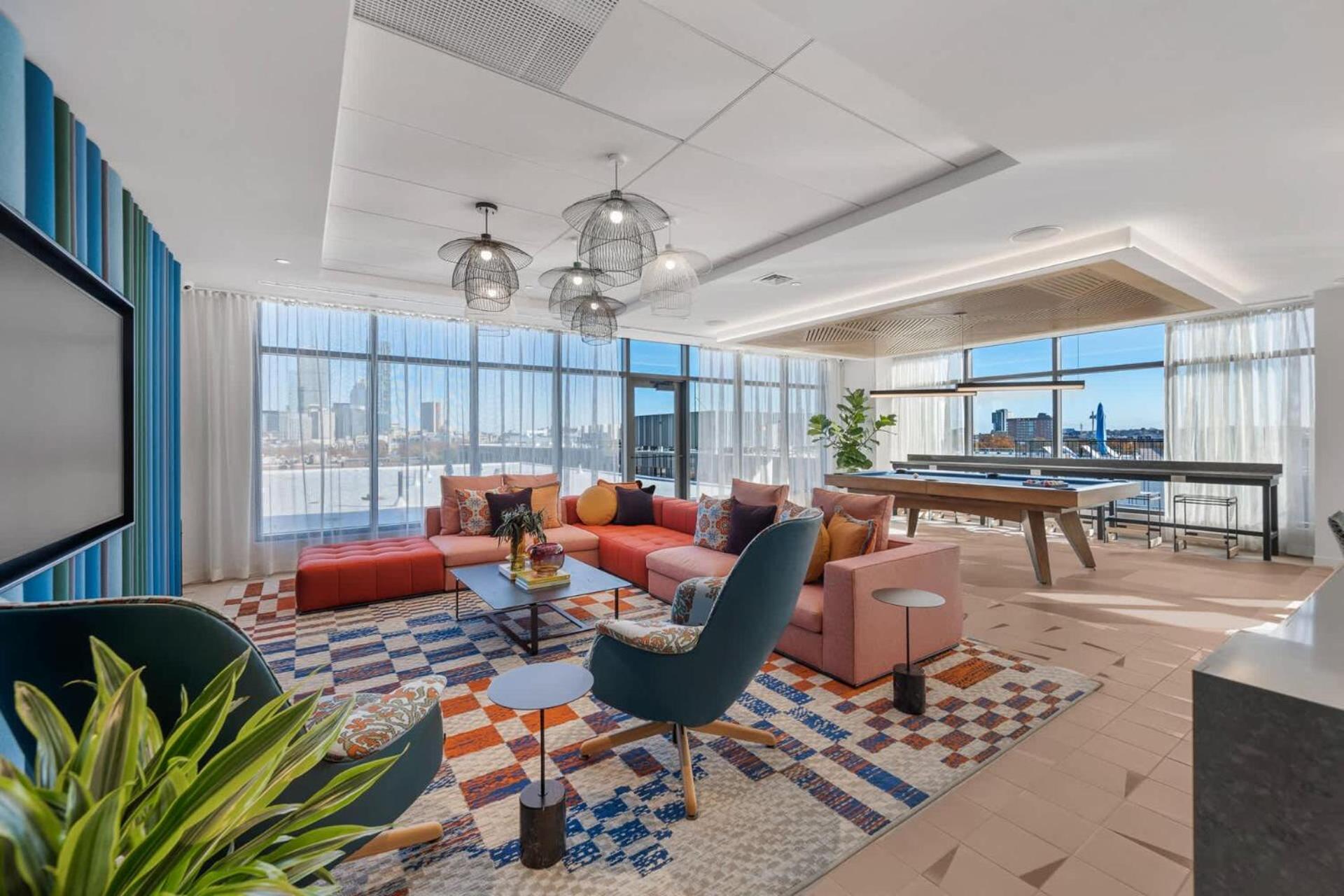 Apartment Luxury With Kitchen & Gym *