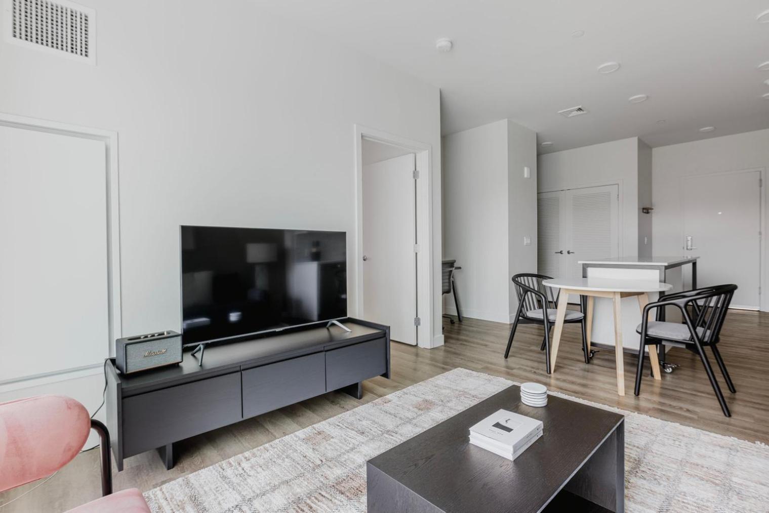 Blueground Revere Ev Charging Pool Gym Wd Bos-1096 *