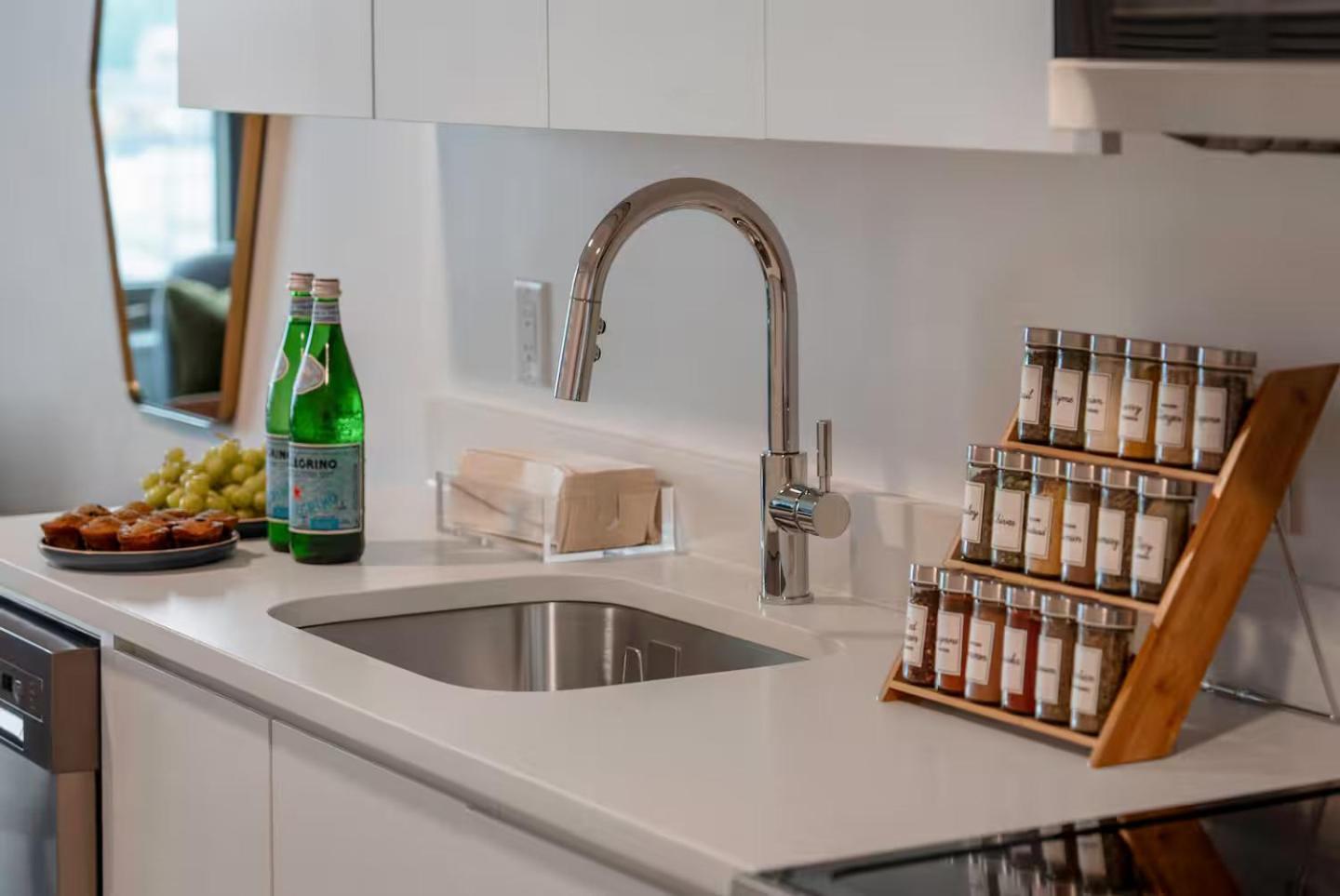 Luxury By Hyatus At Cambridge 4*