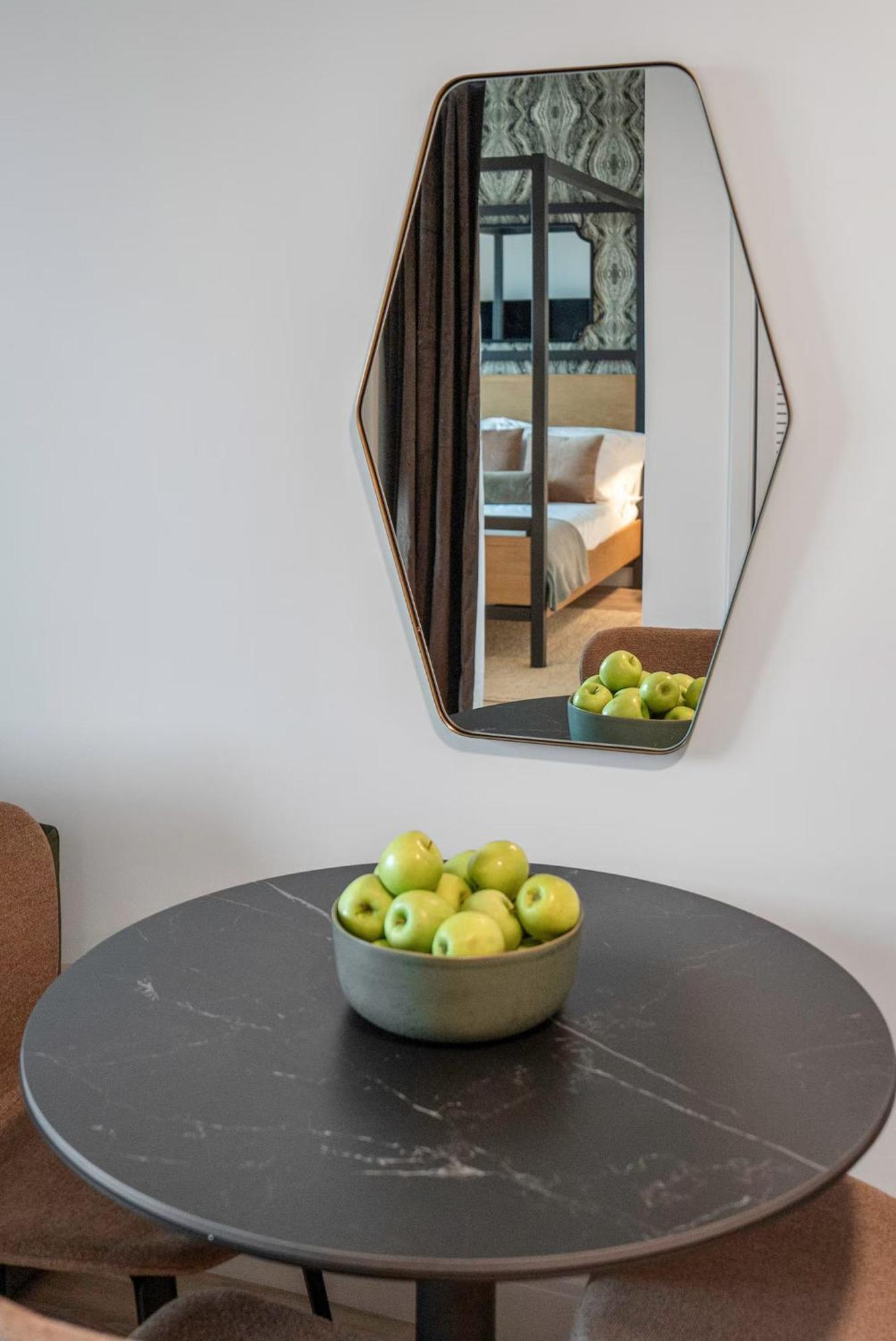 Luxury By Hyatus At Cambridge Aparthotel