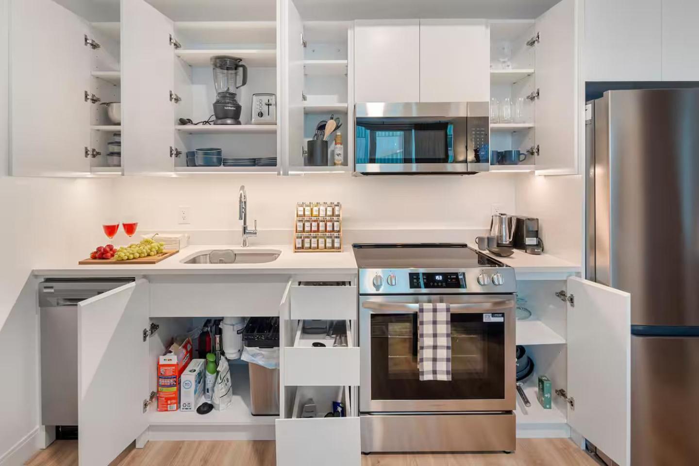 Aparthotel Luxury By Hyatus At Cambridge 4*