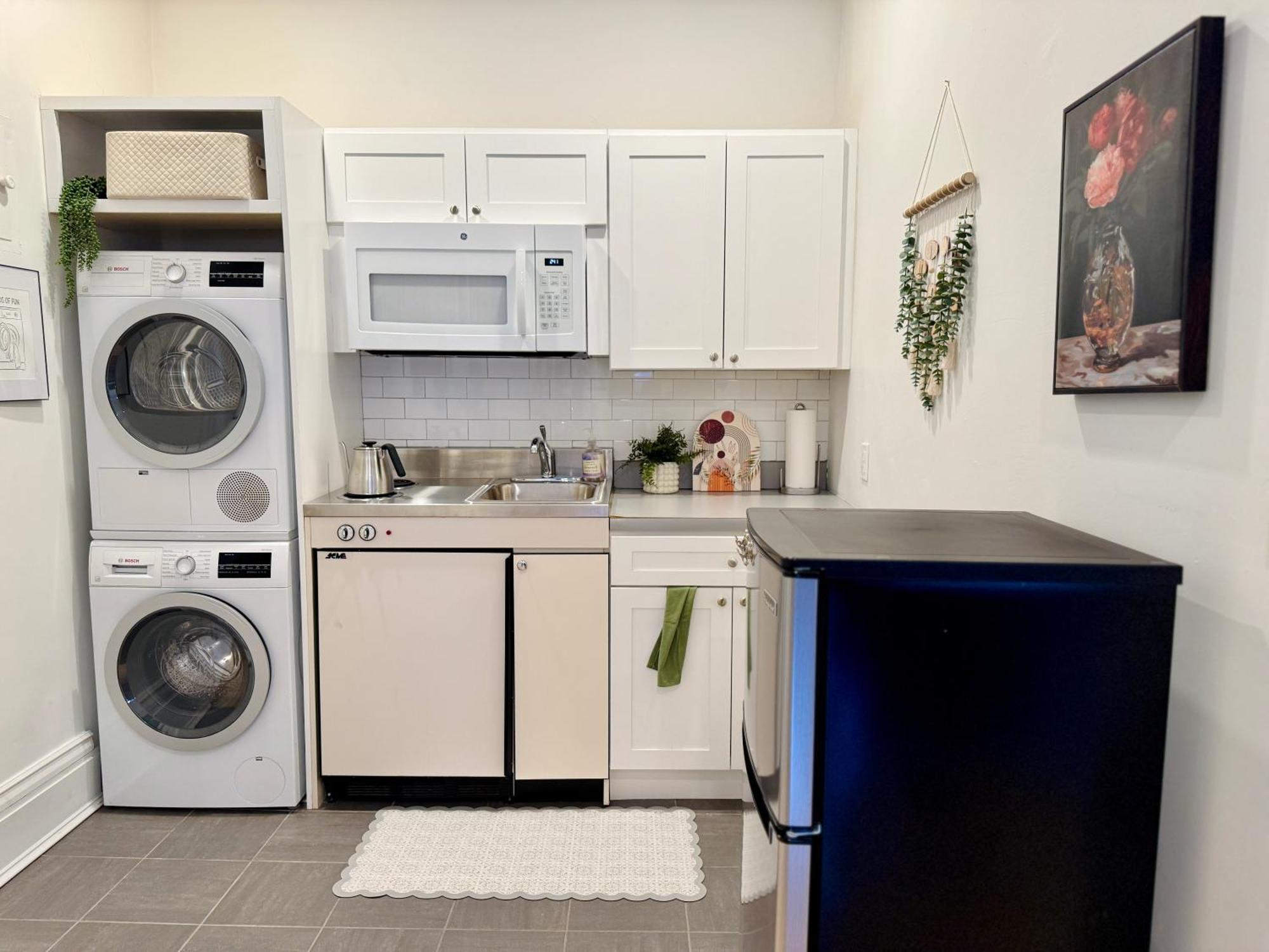 Chic Living On Newbury Street Apartment Boston