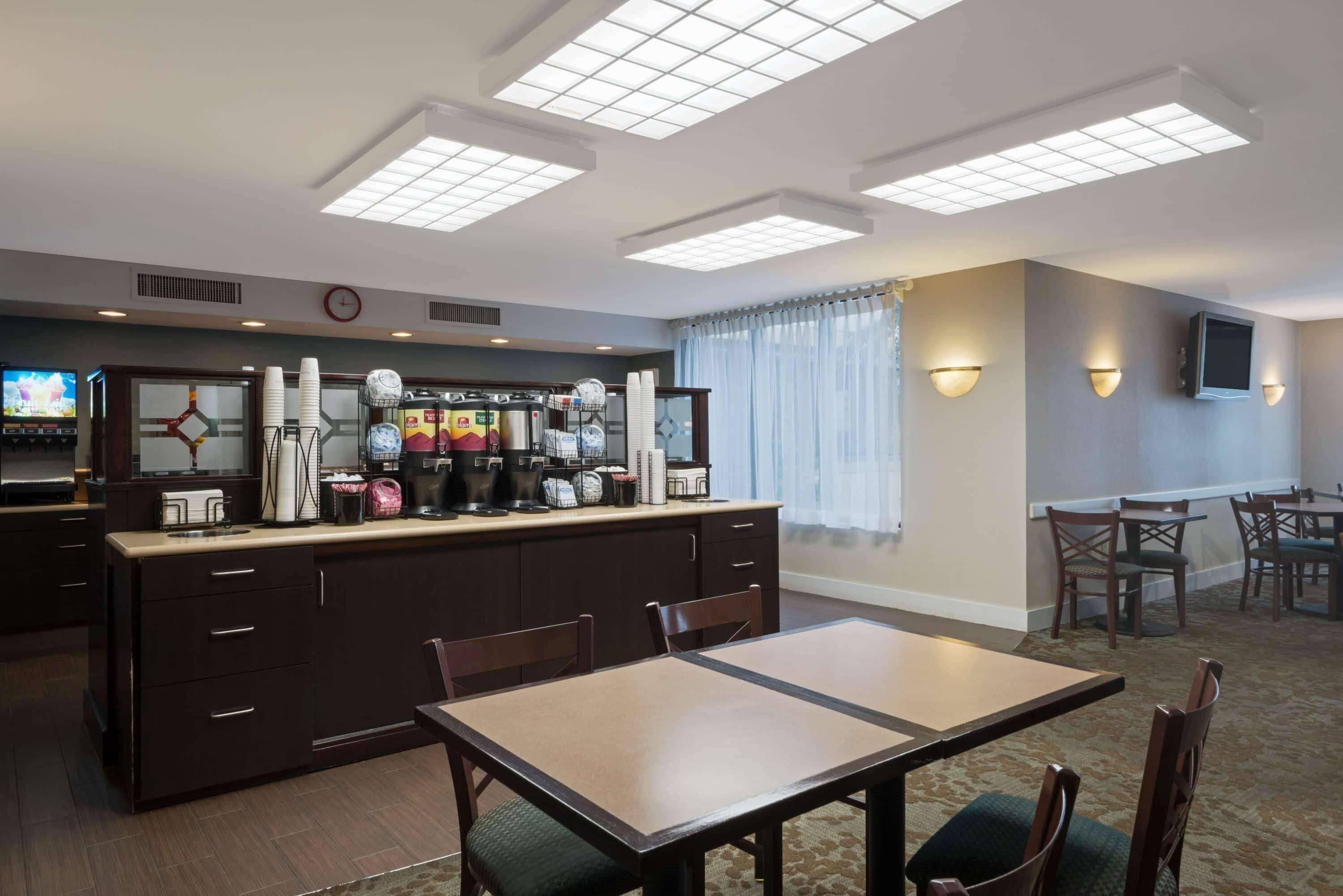Ramada By Wyndham