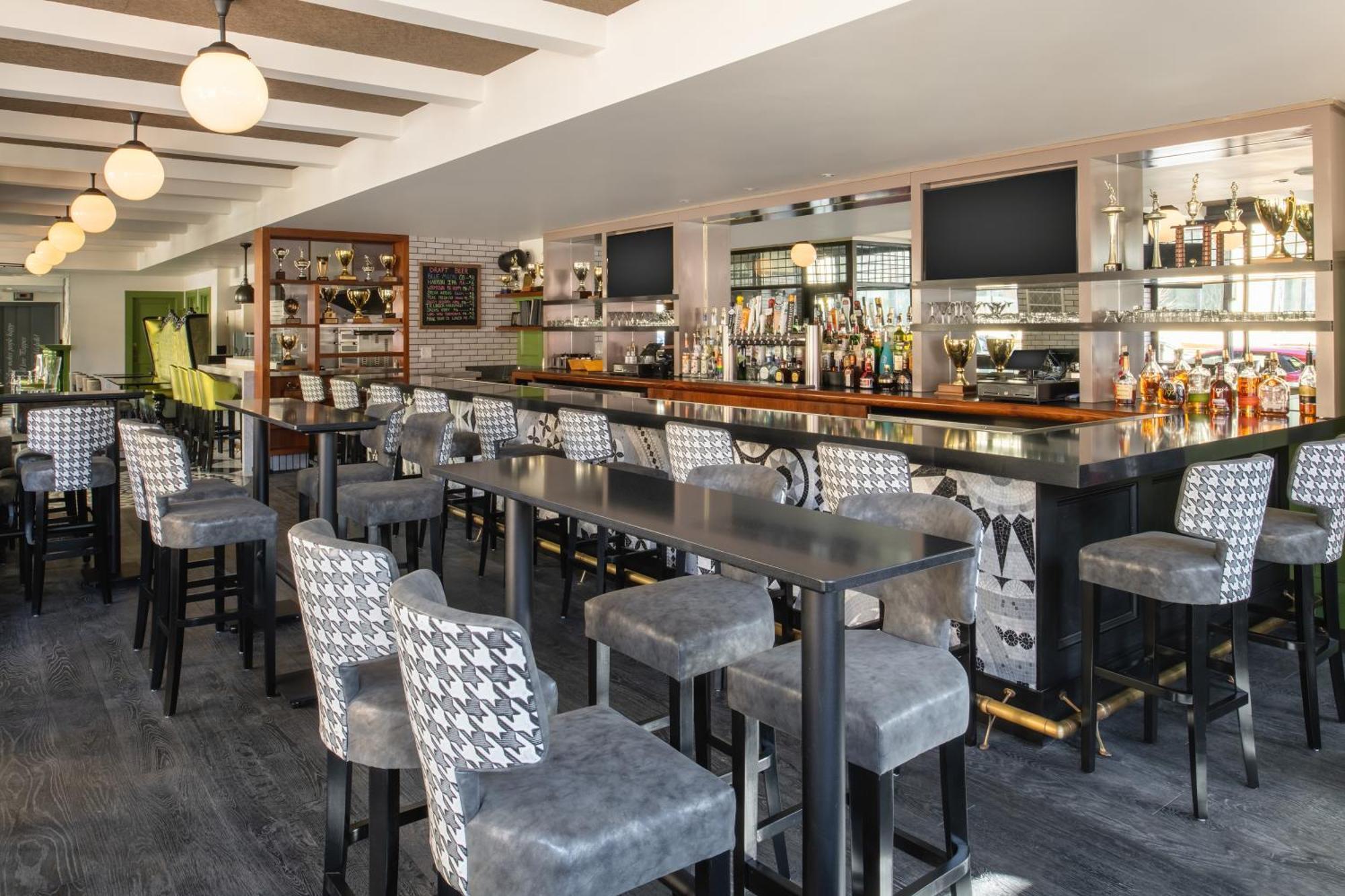 Staypineapple, A Delightful Hotel, South End 4*