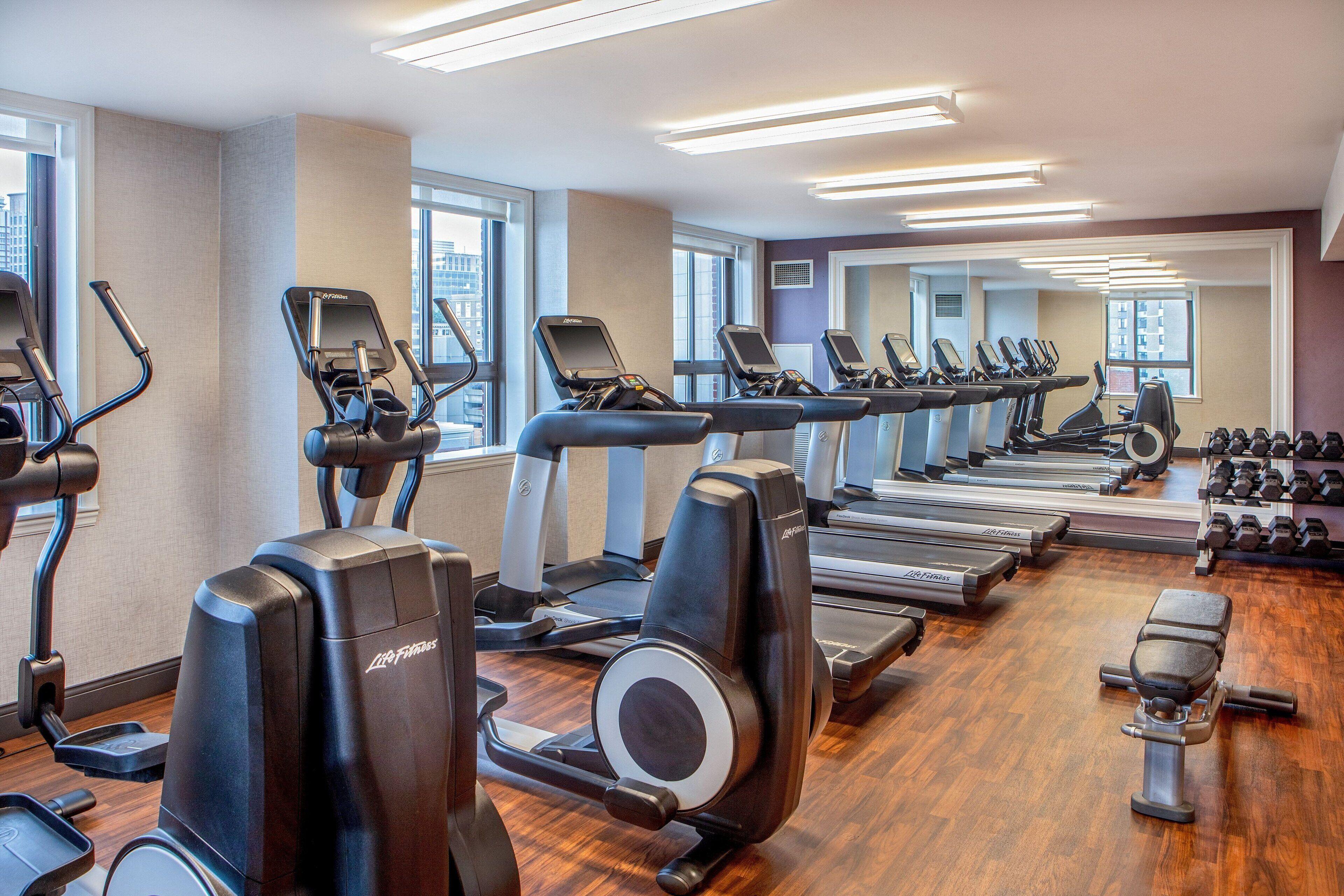 Courtyard By Marriott Downtown Hotel 4*