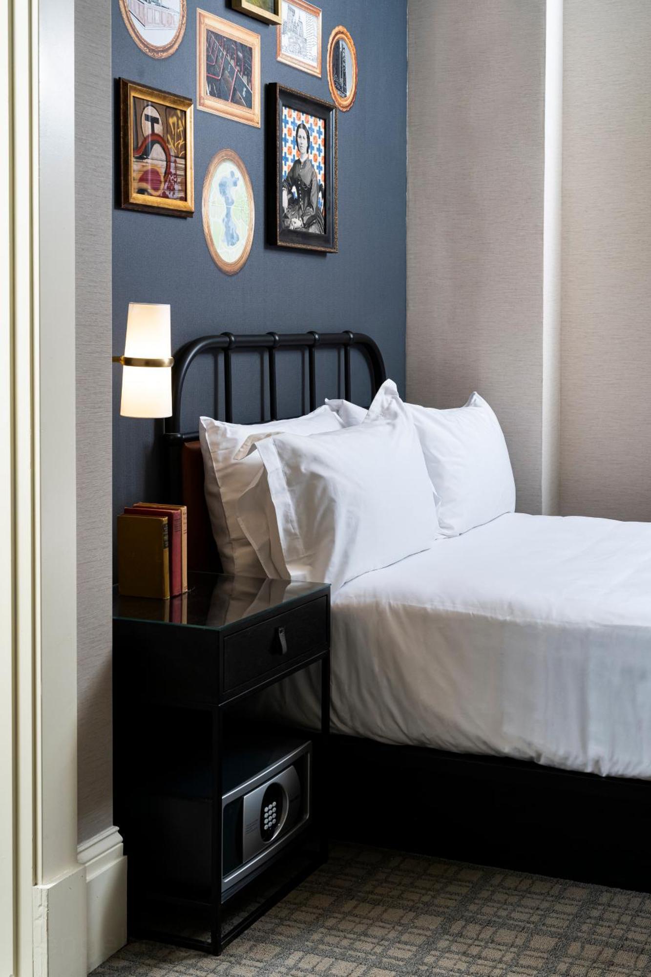 Copley Square Hotel, A Found Boston