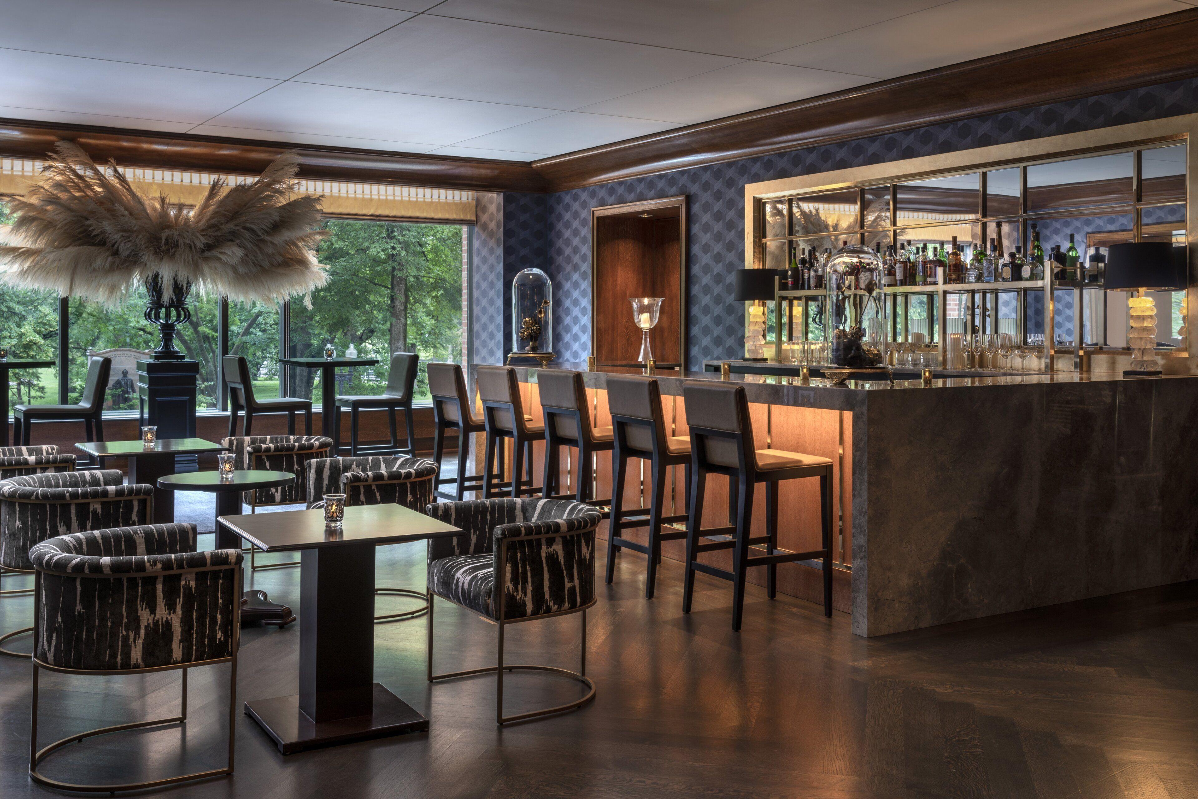 Four Seasons Hotel 5*