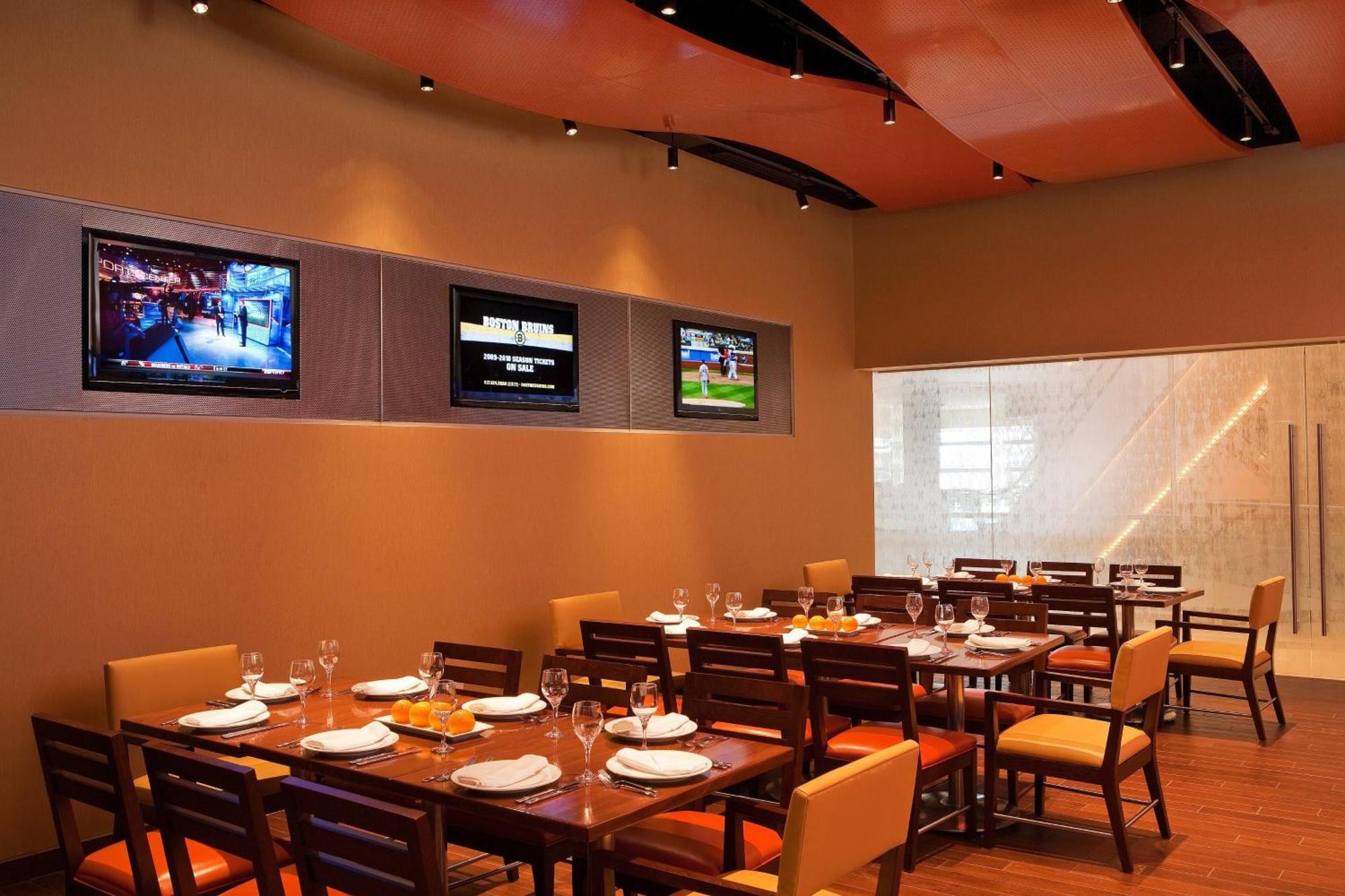 Marriott Copley Place 4*