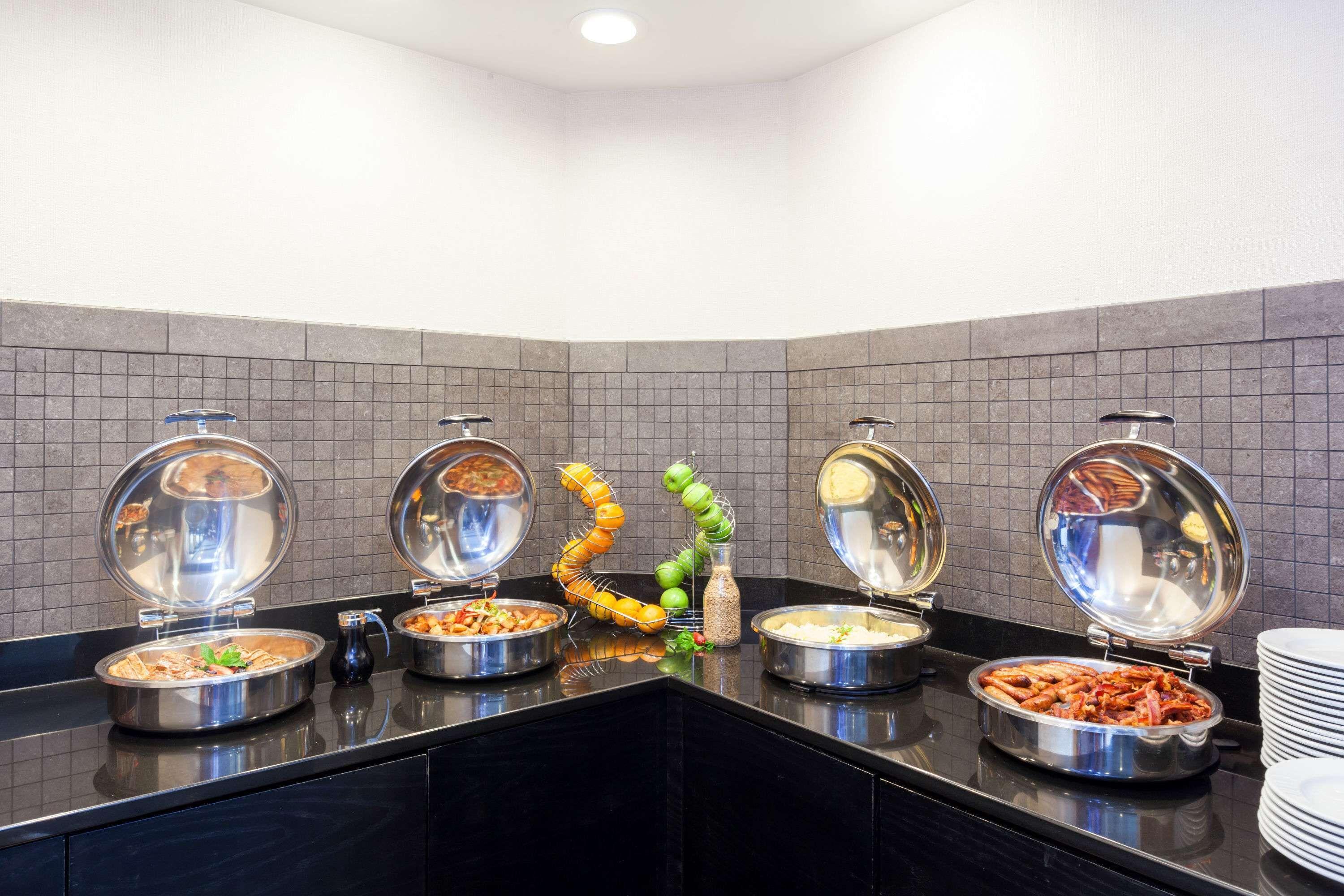 Wyndham Beacon Hill 4*