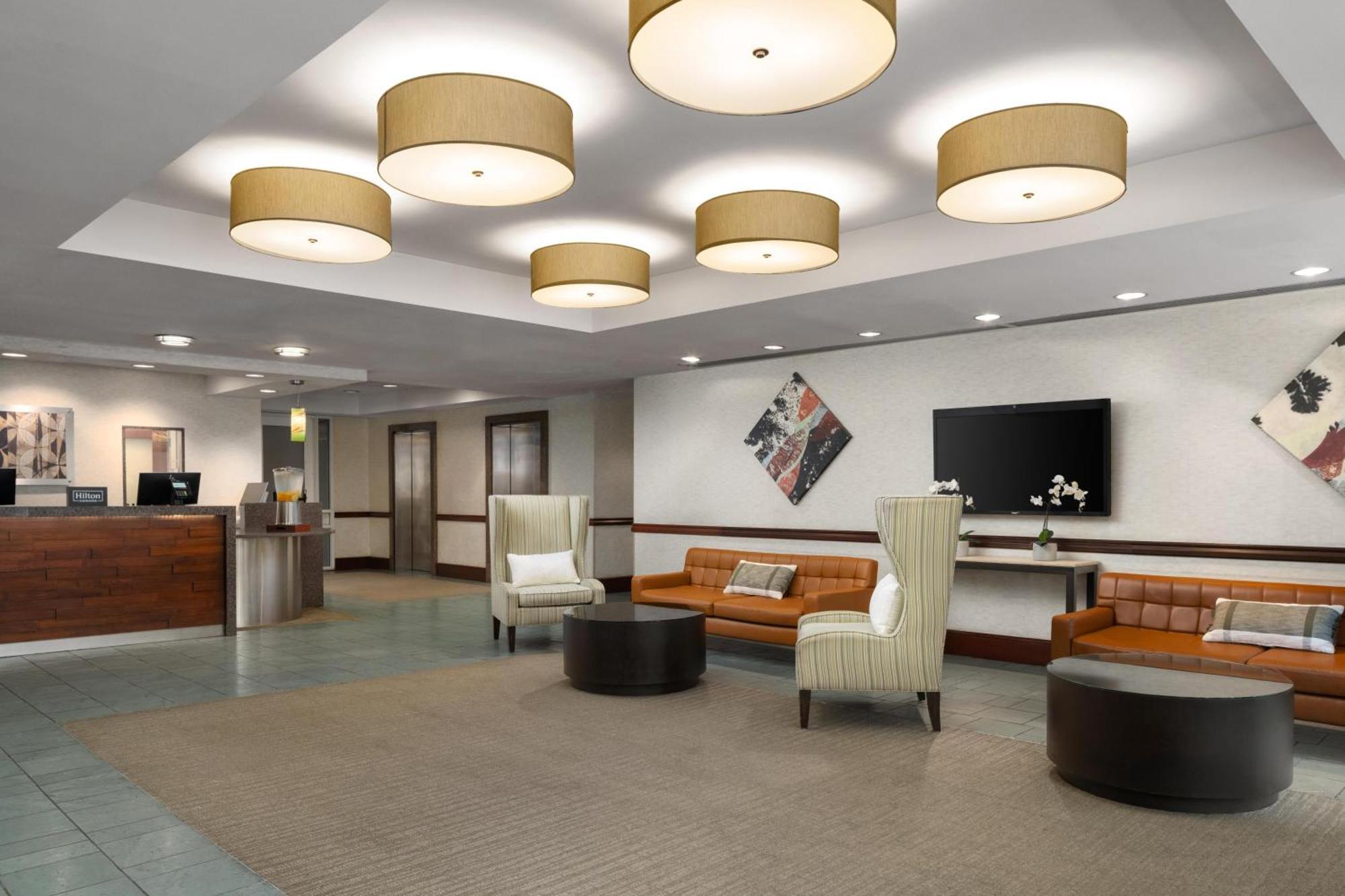 Doubletree By Hilton Bayside 3*