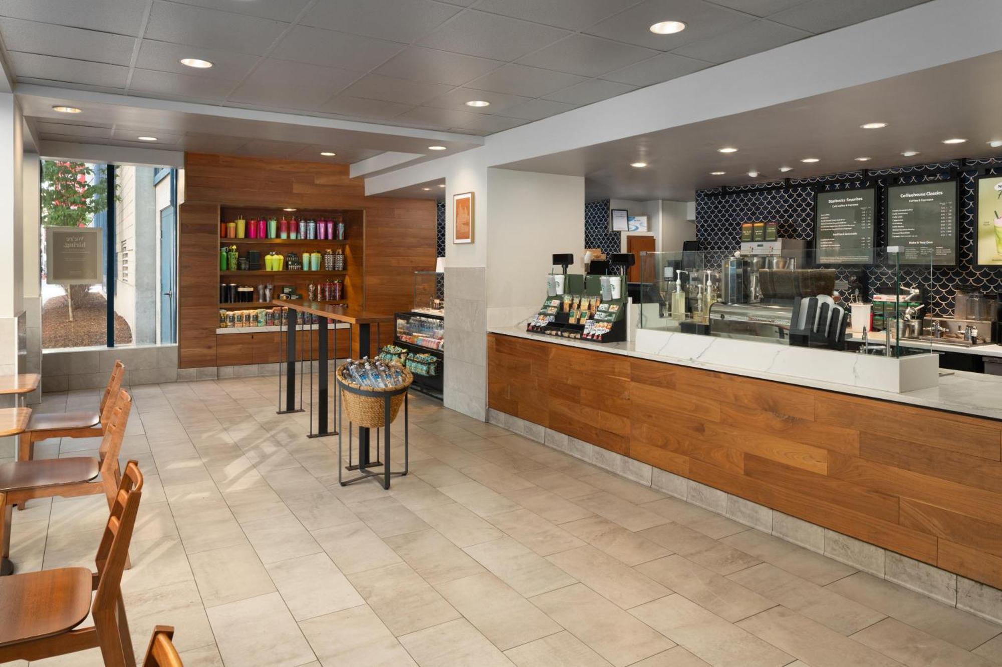 Doubletree By Hilton - Downtown Hotel 3*