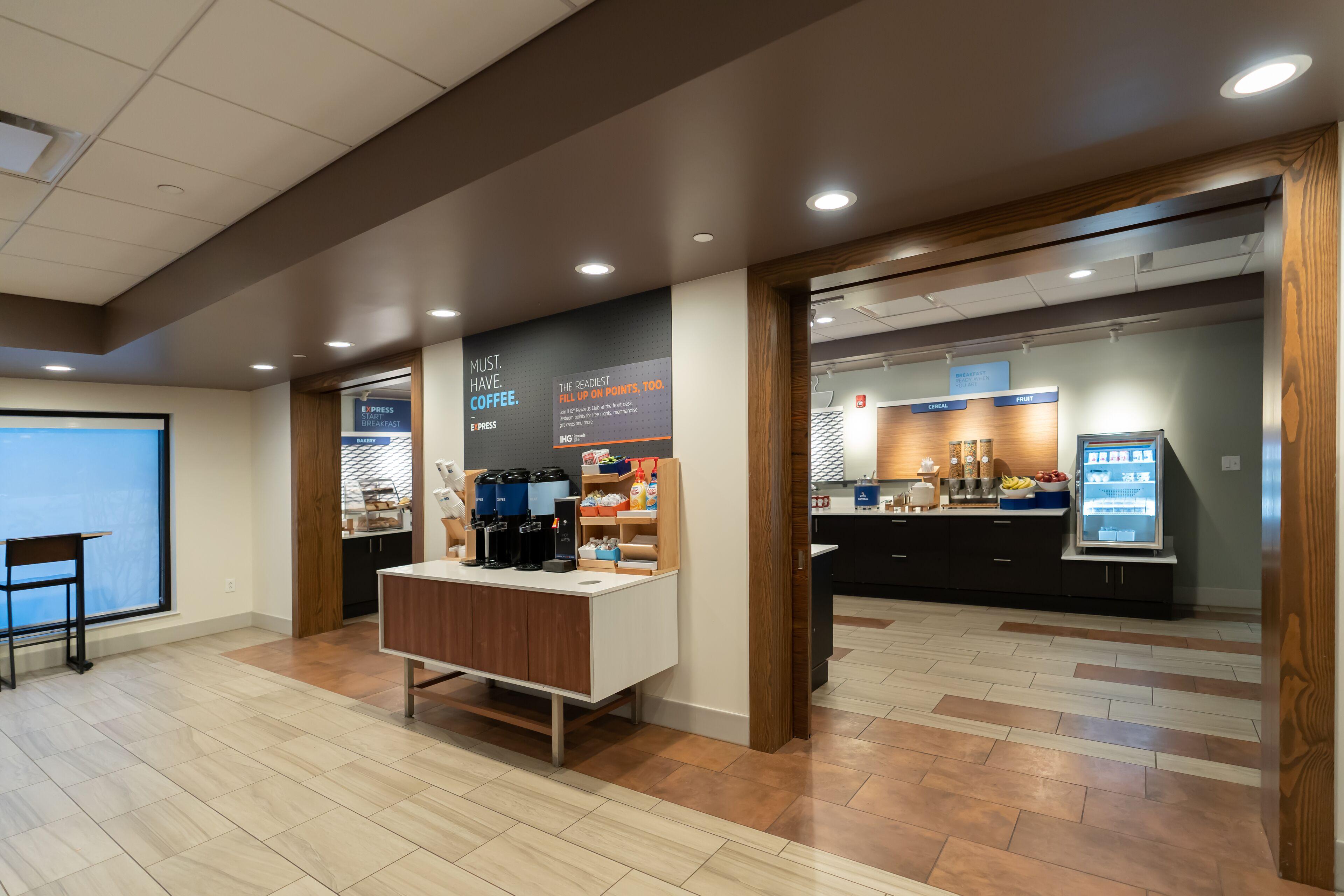 Express By Ihg Hotel 3*