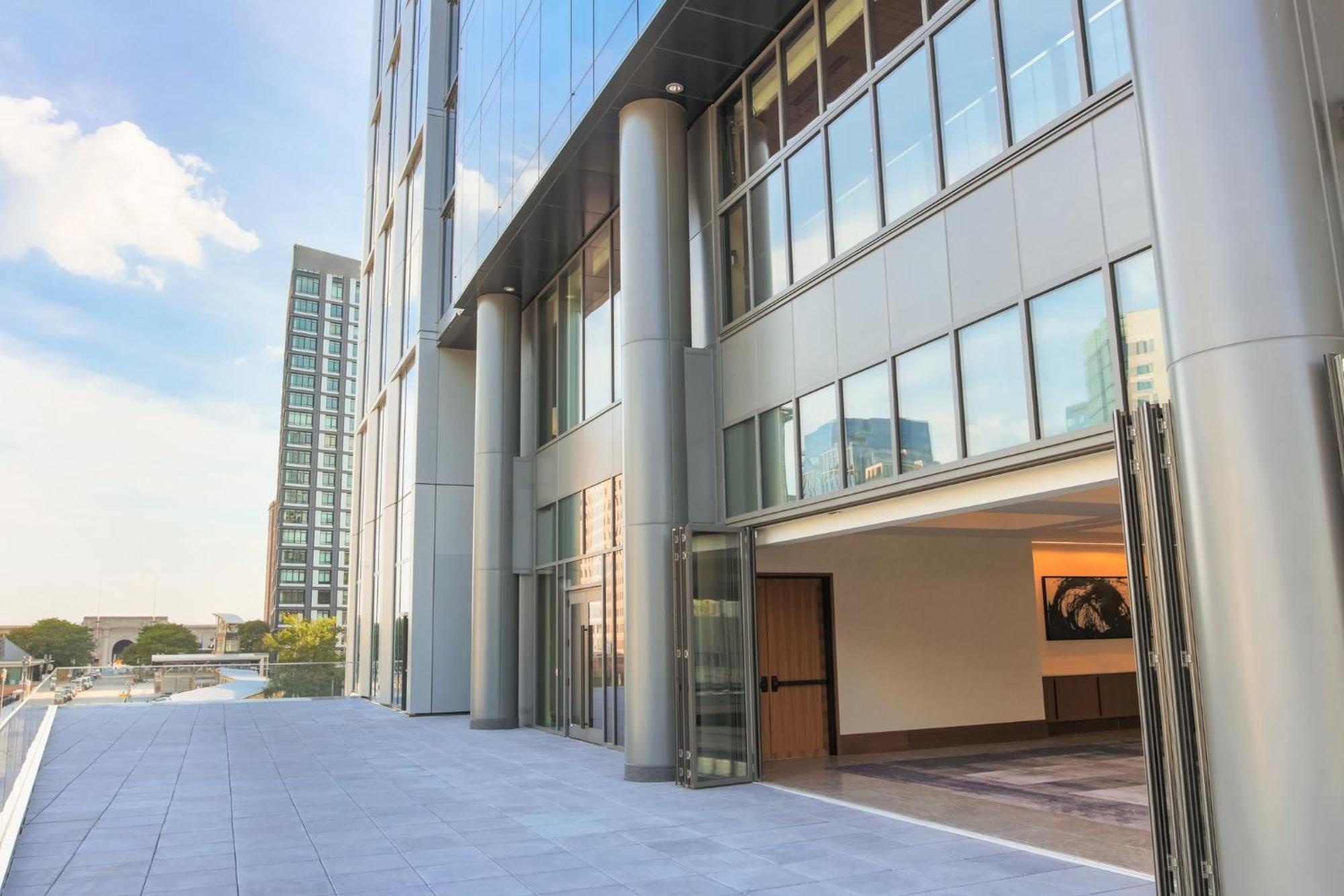 Omni At The Seaport 4*