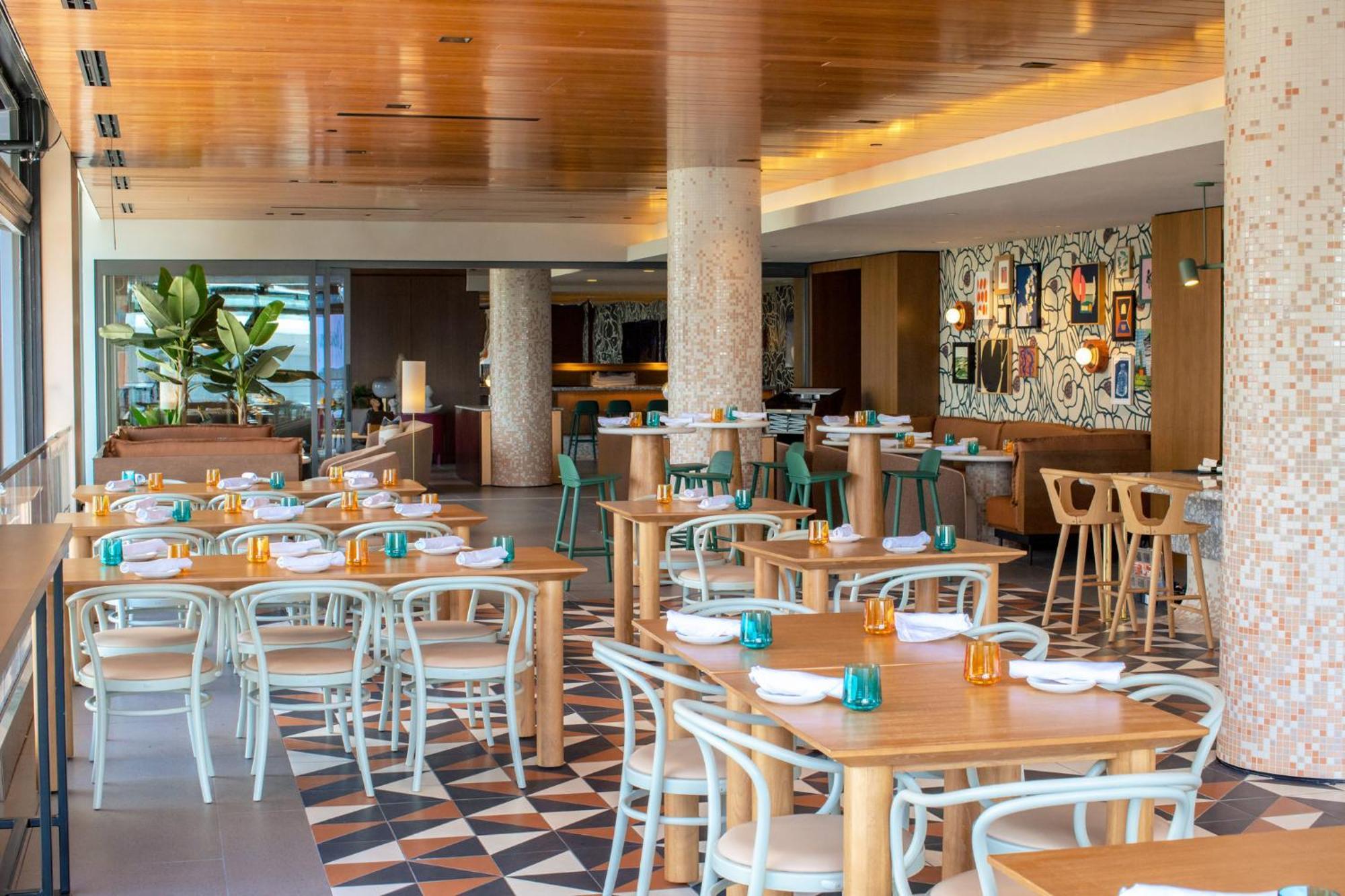 Omni At The Seaport 4* Boston