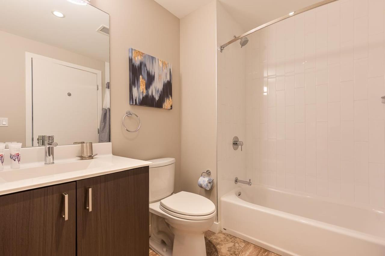 Luxury With Harbor Views * Boston