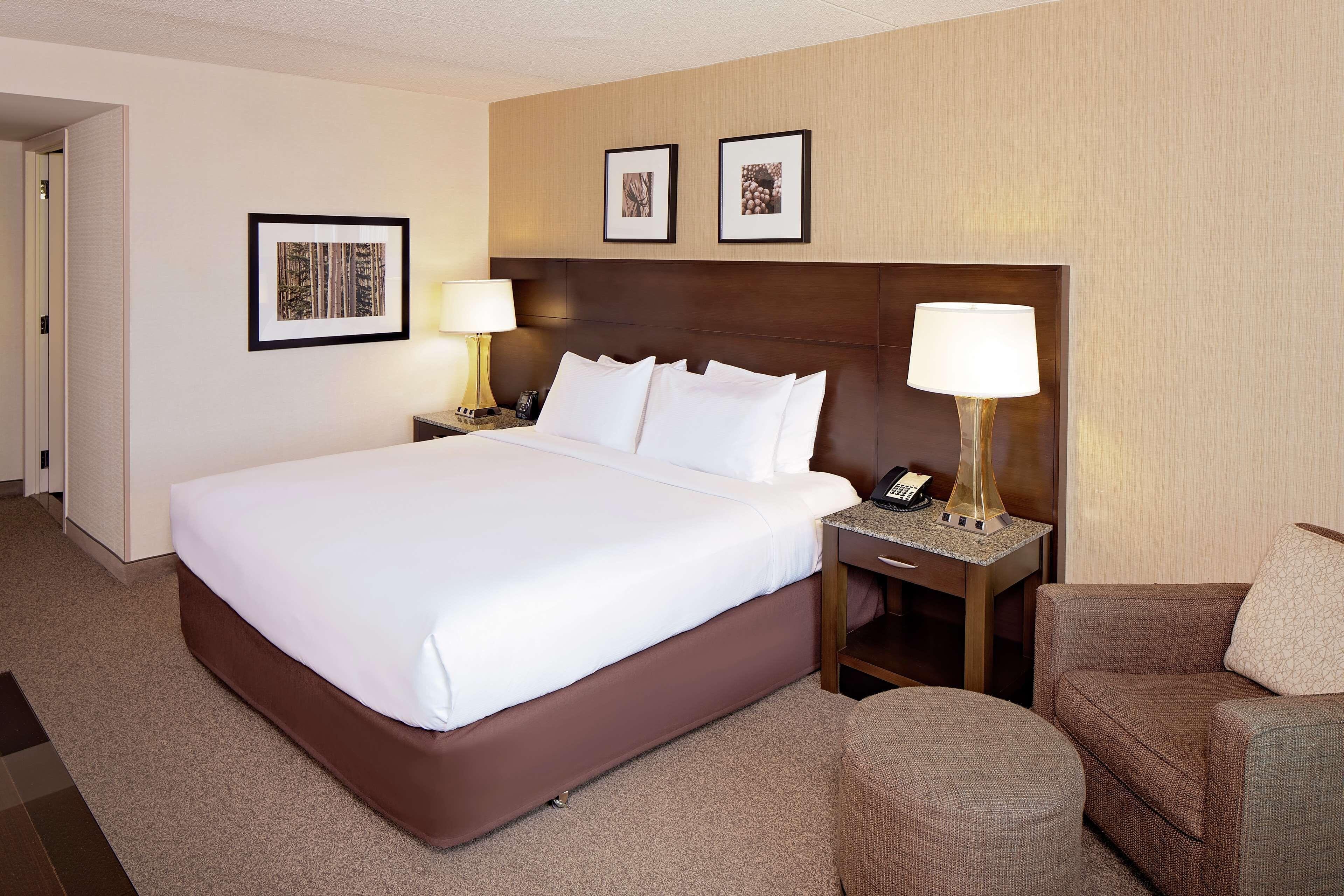 Hotel Doubletree By Hilton Bayside Boston