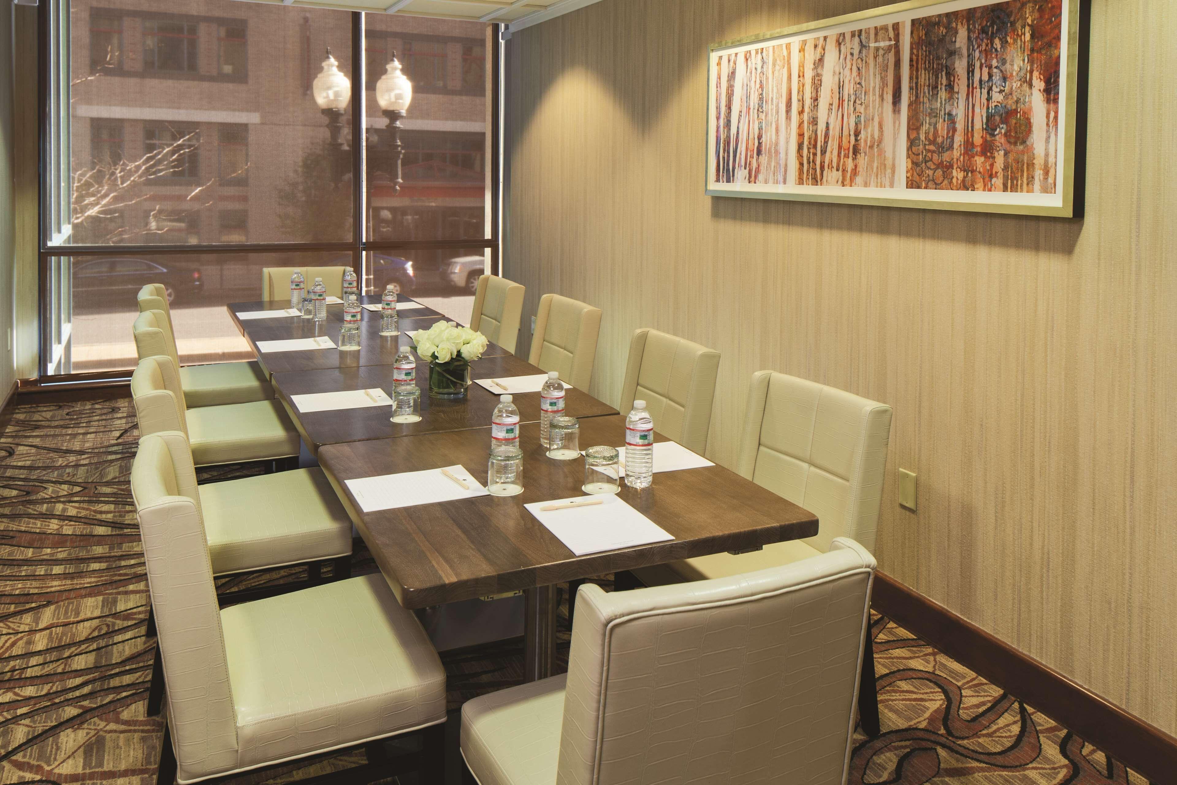 Hotel Doubletree By Hilton - Downtown