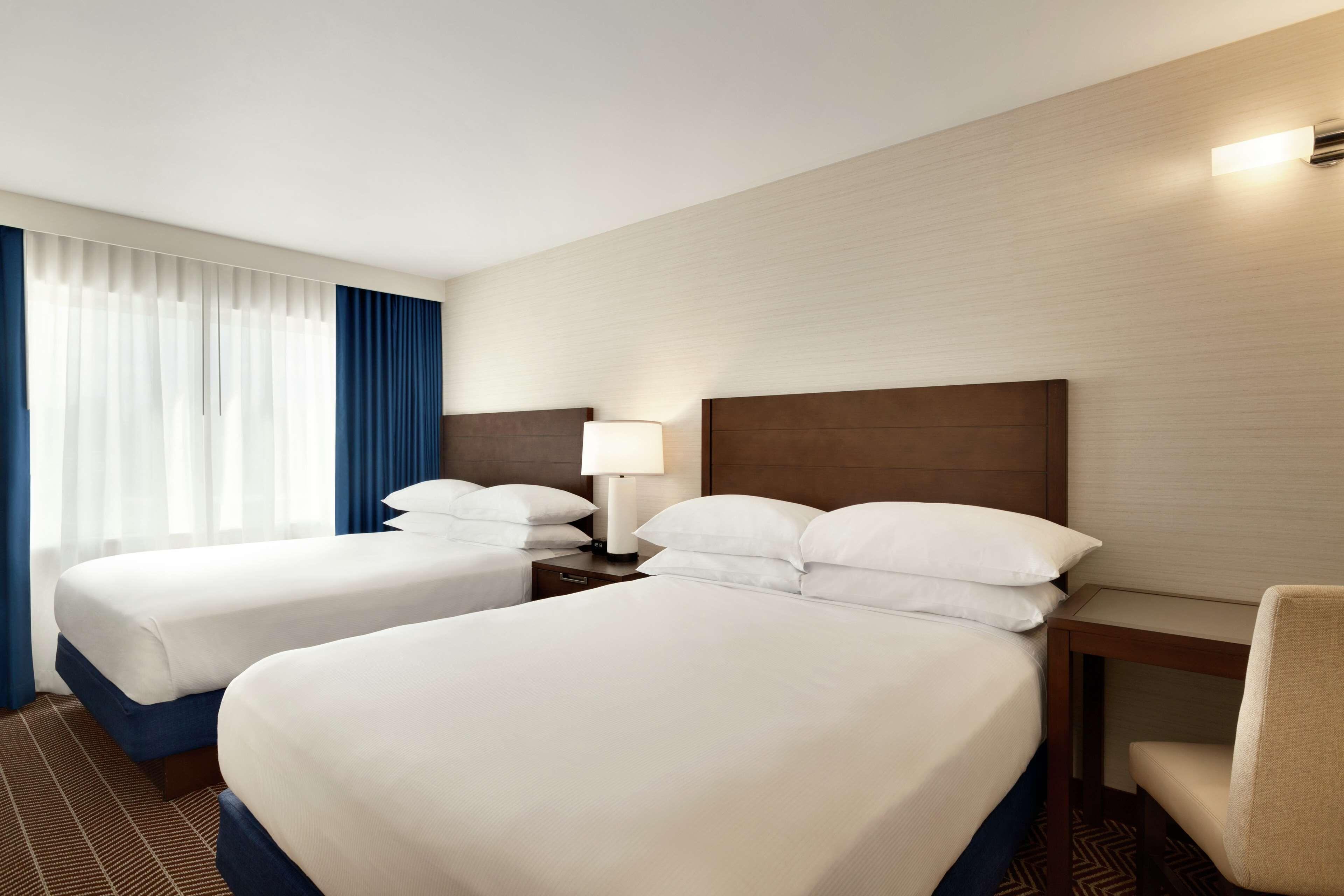 Embassy At Logan Airport 3*