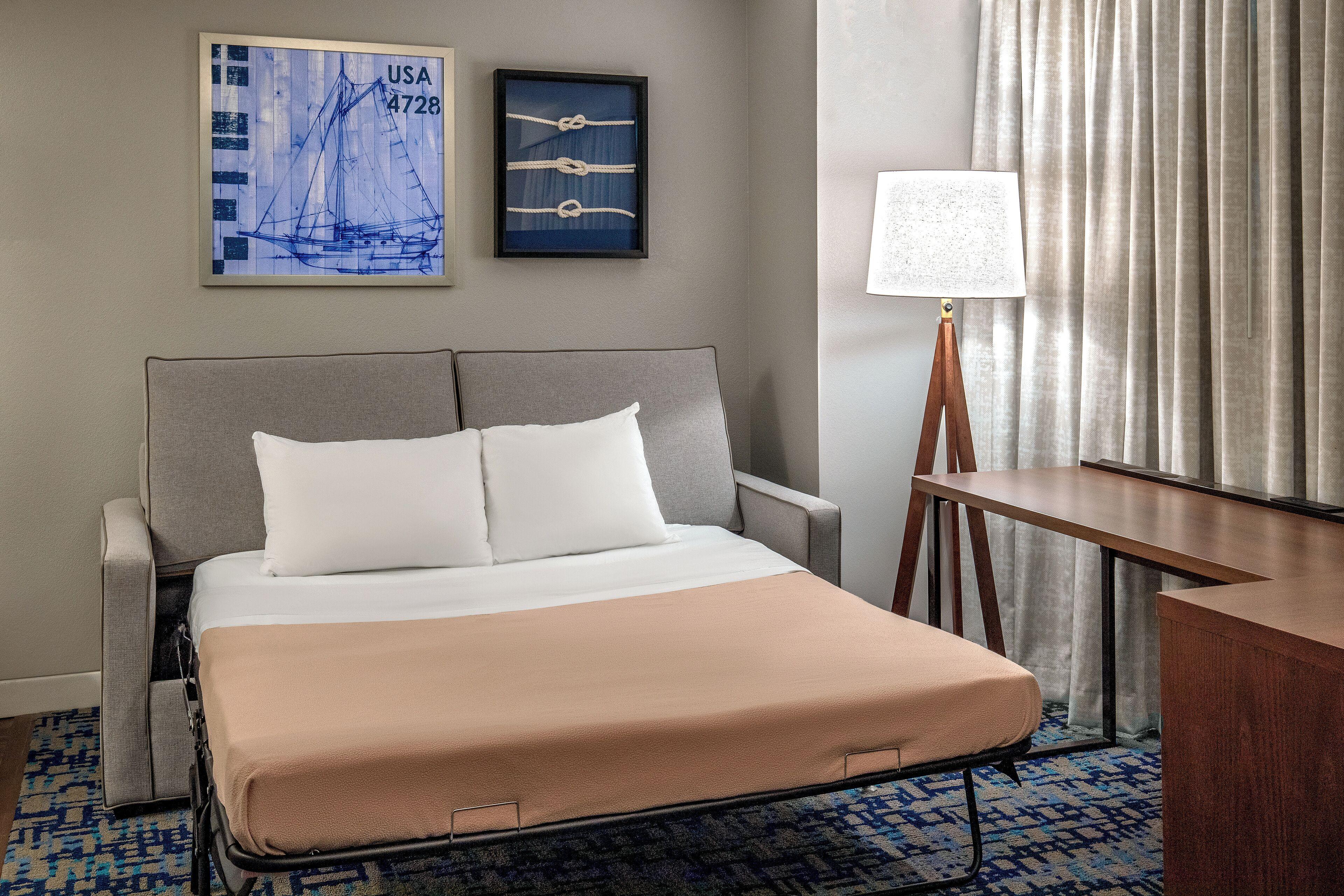 Hotel By Marriott Harbor On Tudor Wharf Boston