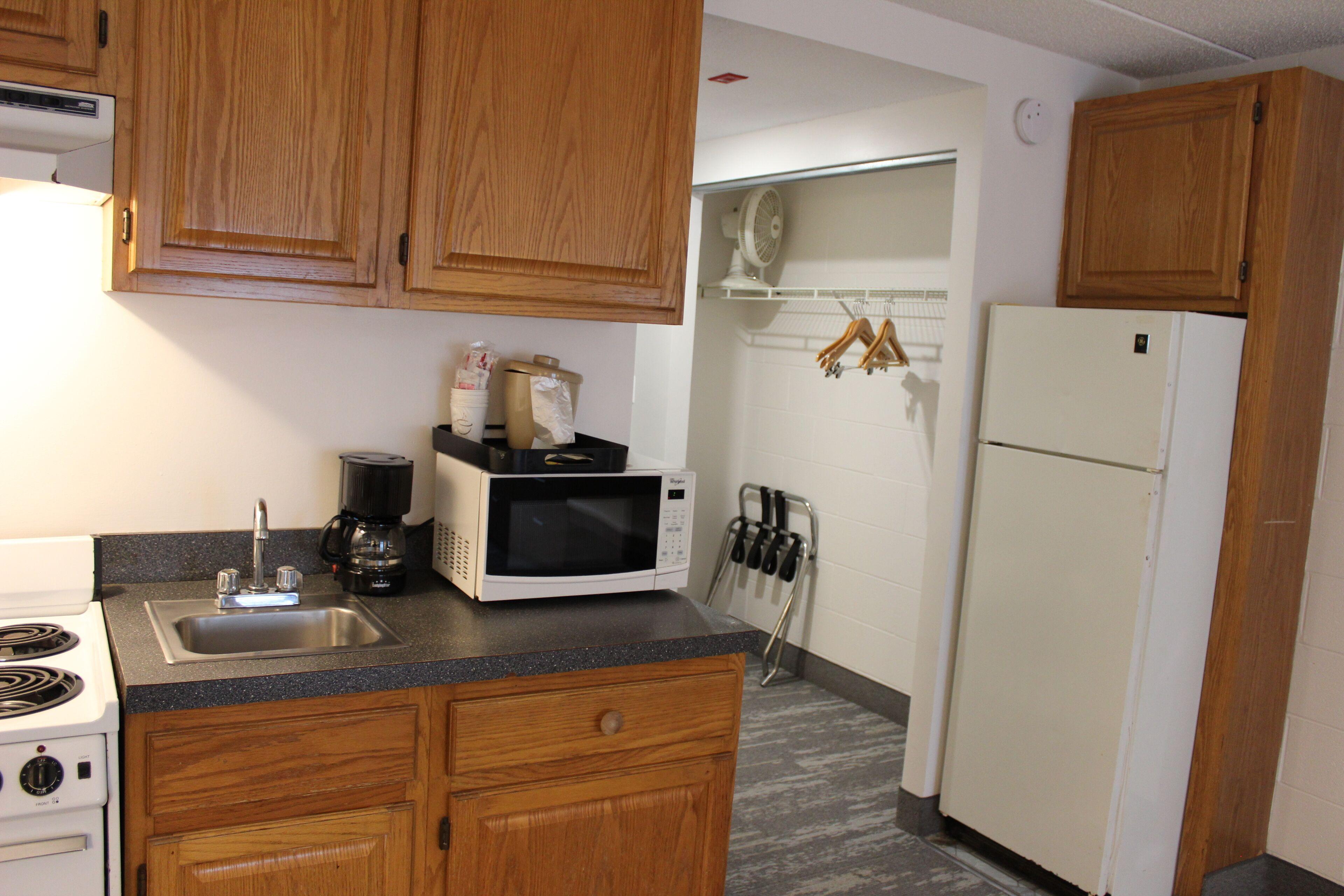 Hotel Constitution 2*