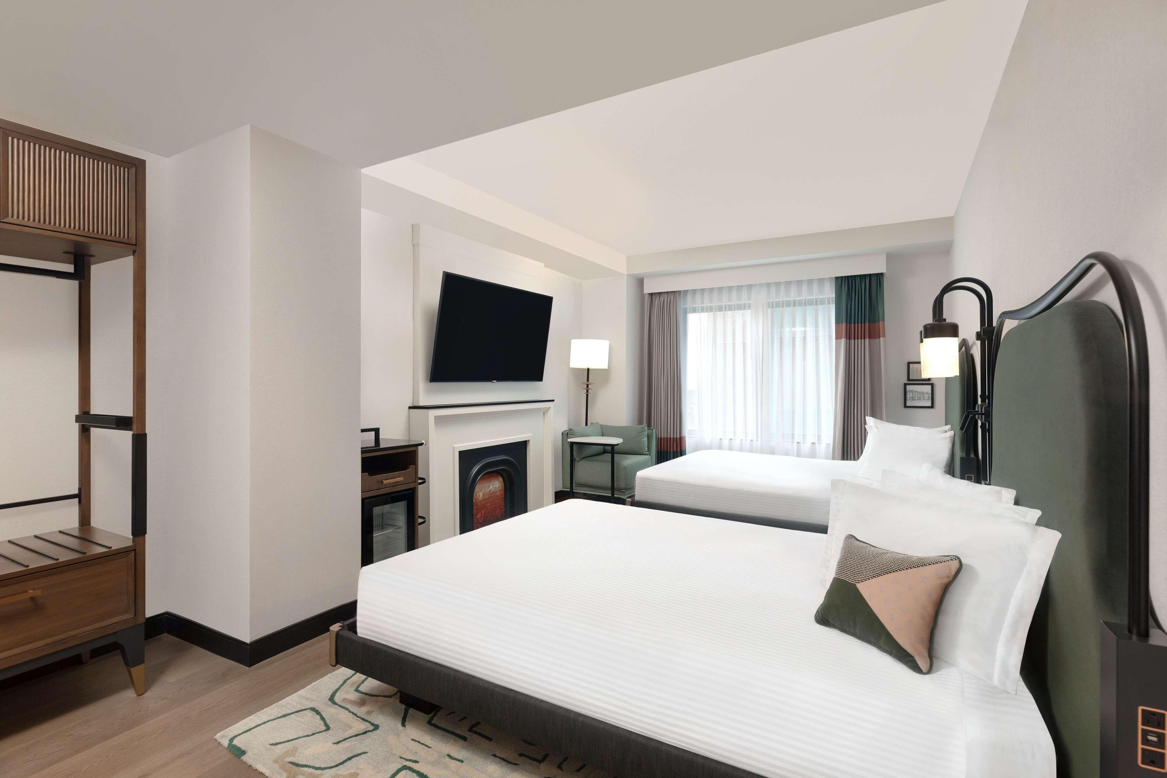 Hotel Pennyweight Boston, Curio Collection By Hilton