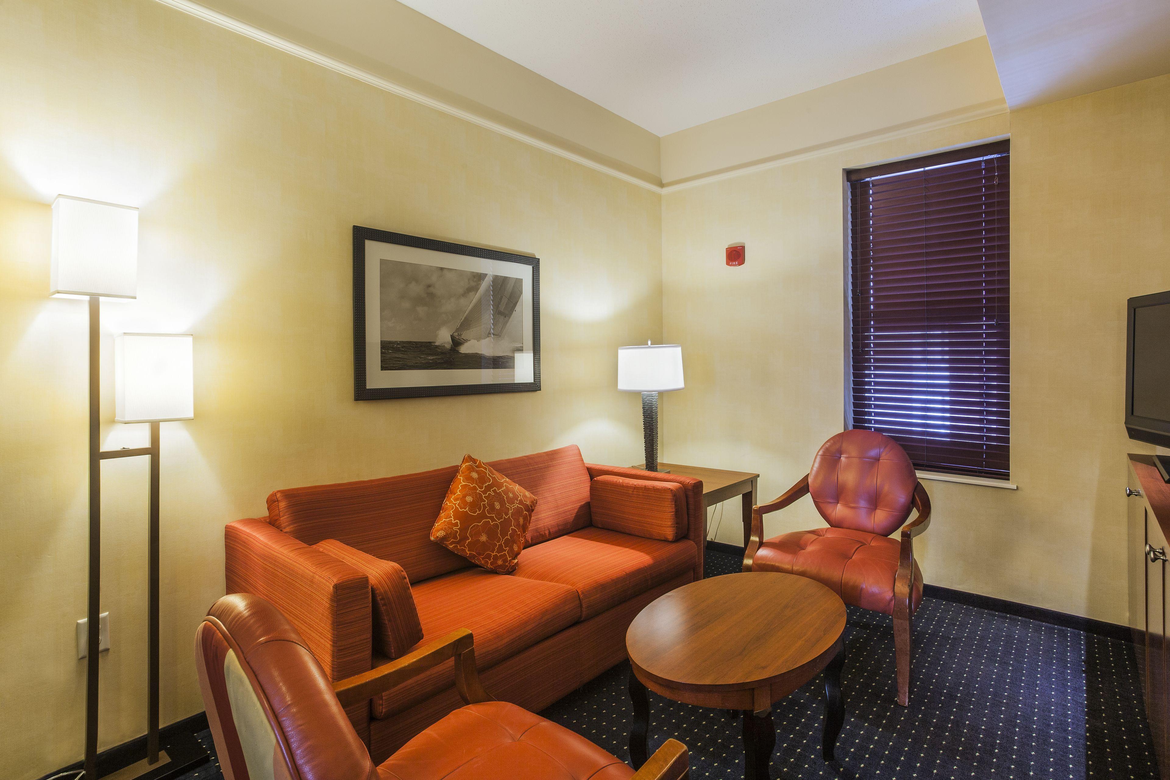 Courtyard Copley Square Boston