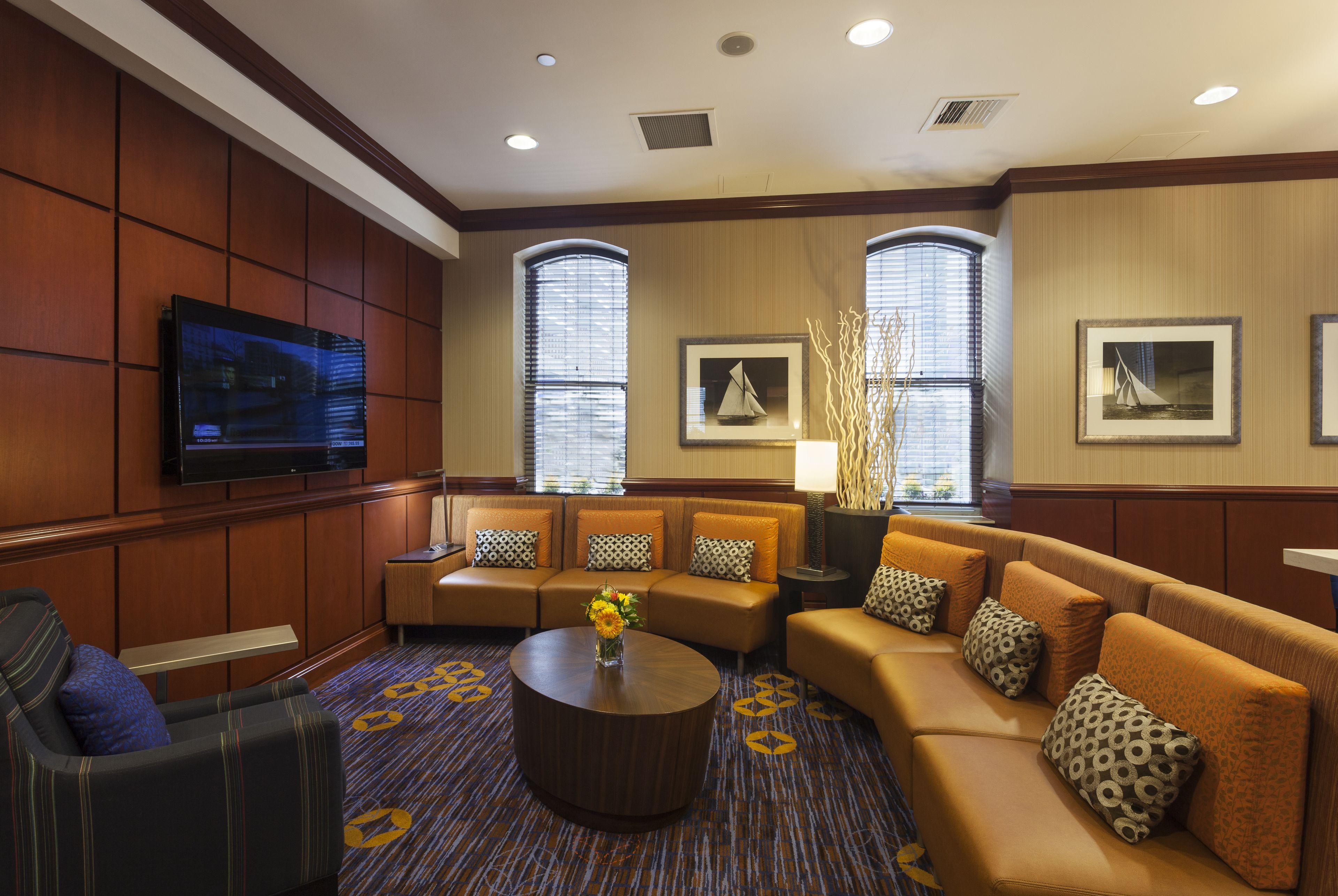 Courtyard Copley Square Boston