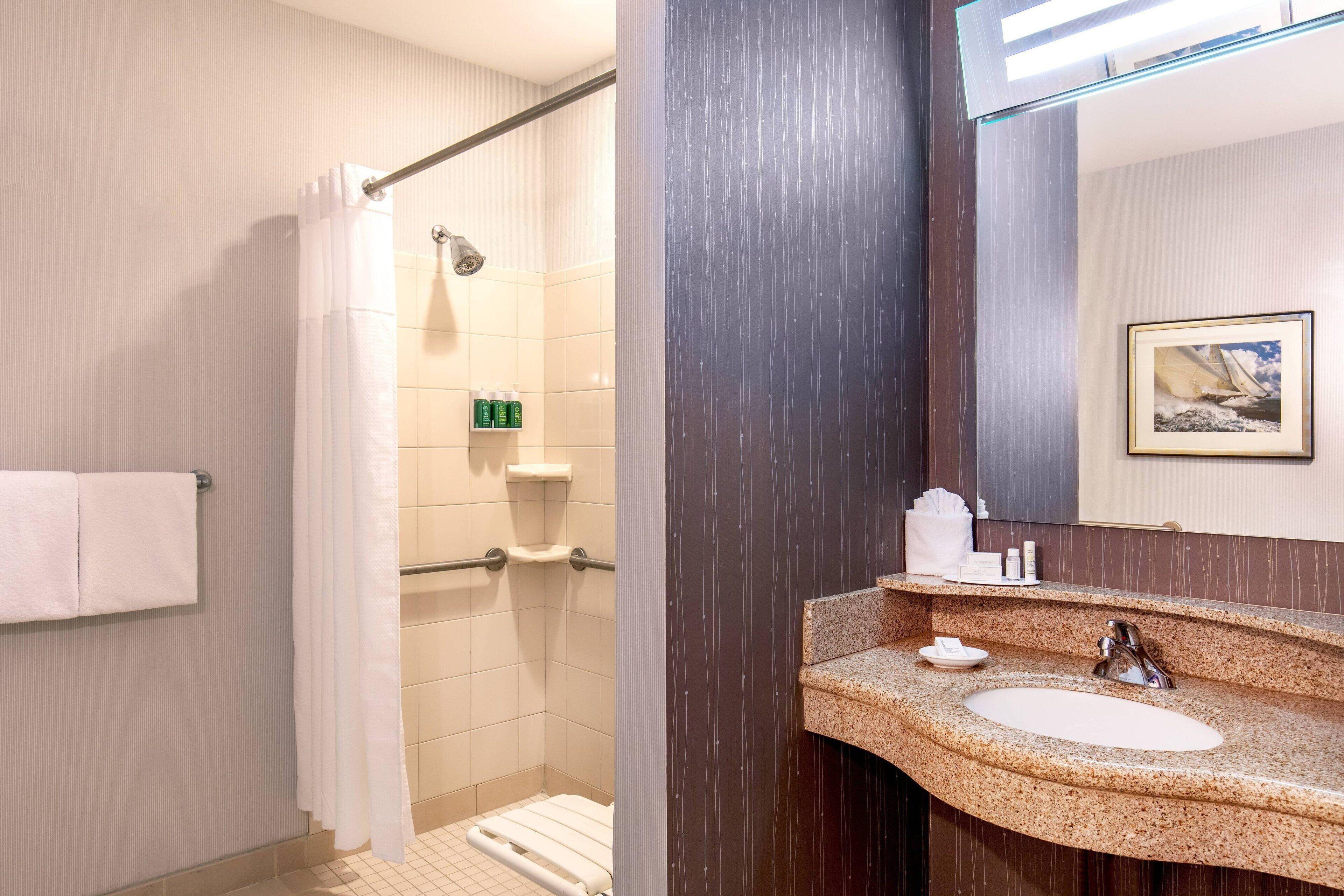 Courtyard Copley Square 3*