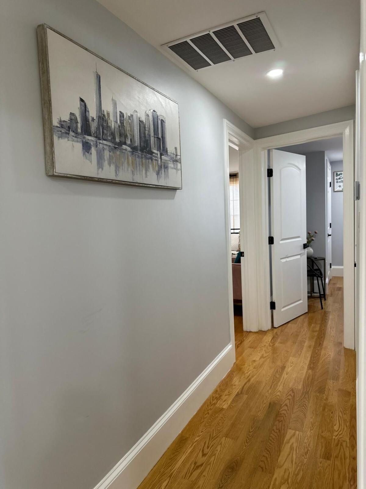 85c Brand New 3brwalk To Transit, Near Apartment Boston