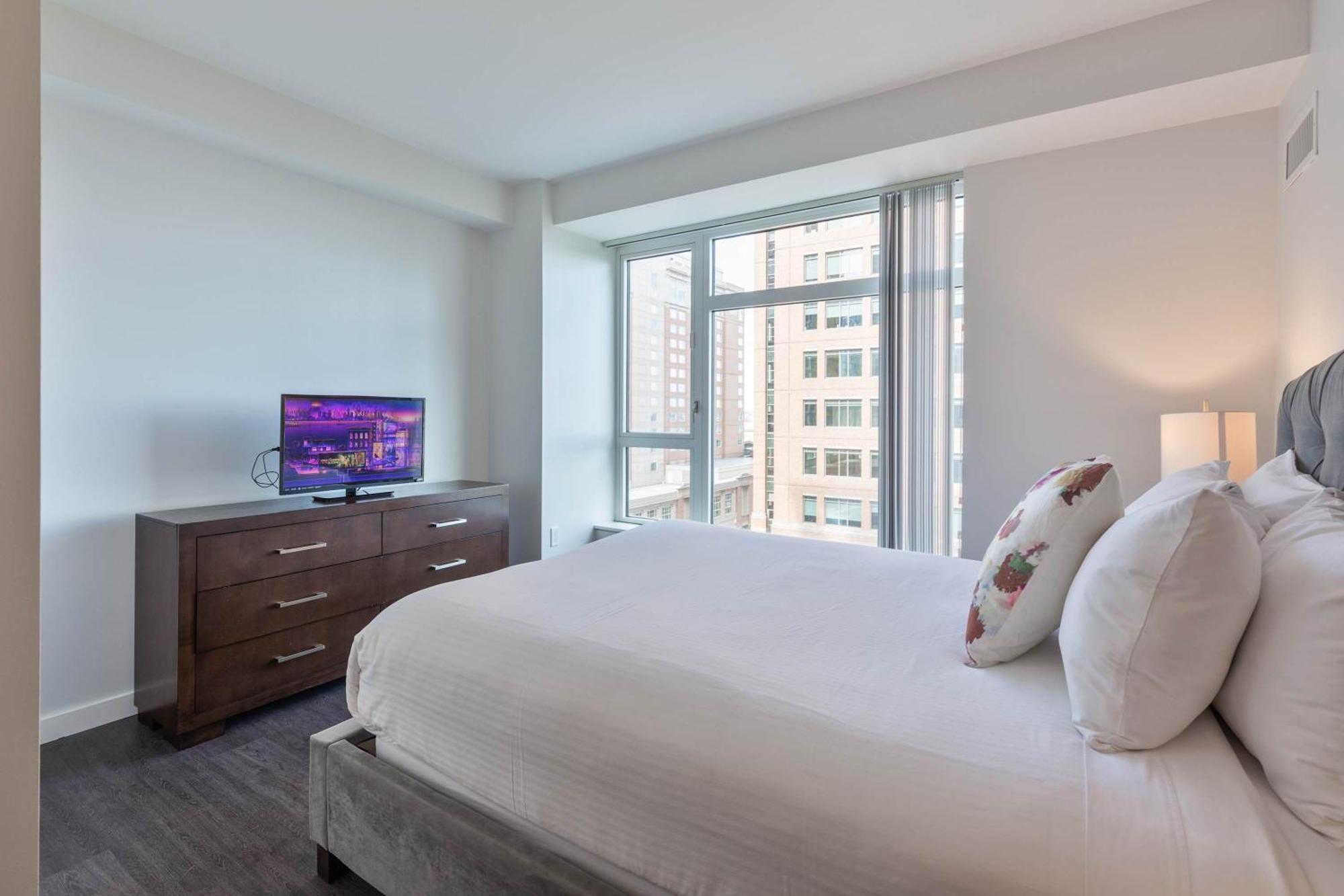 Apartment Modern Harbor Front Boston