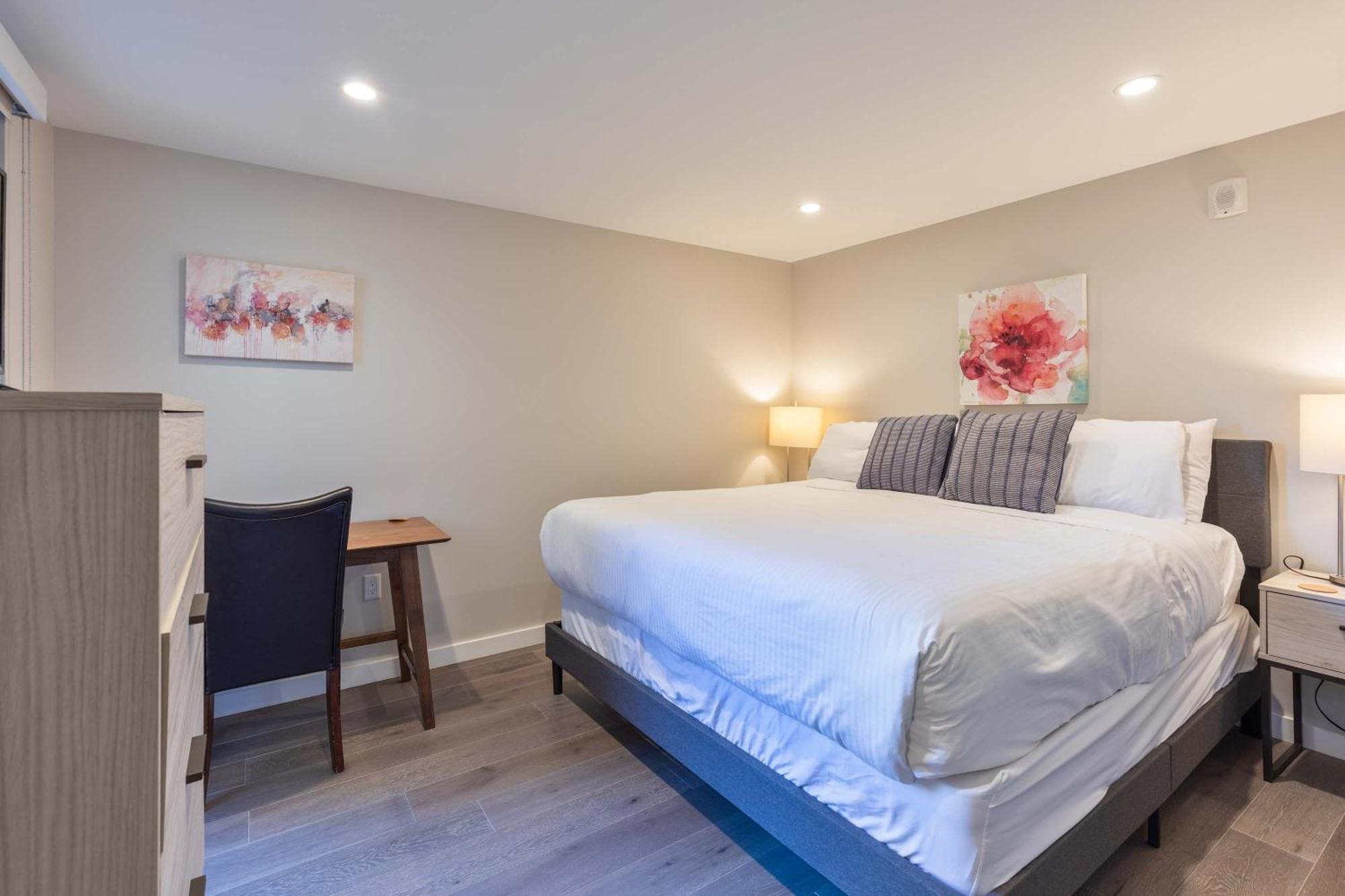 In Heart Of Apartment Boston