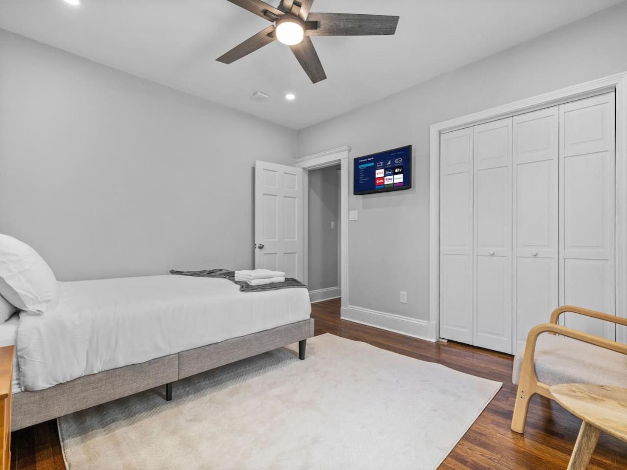 Luxury 3br In With Free Parking *