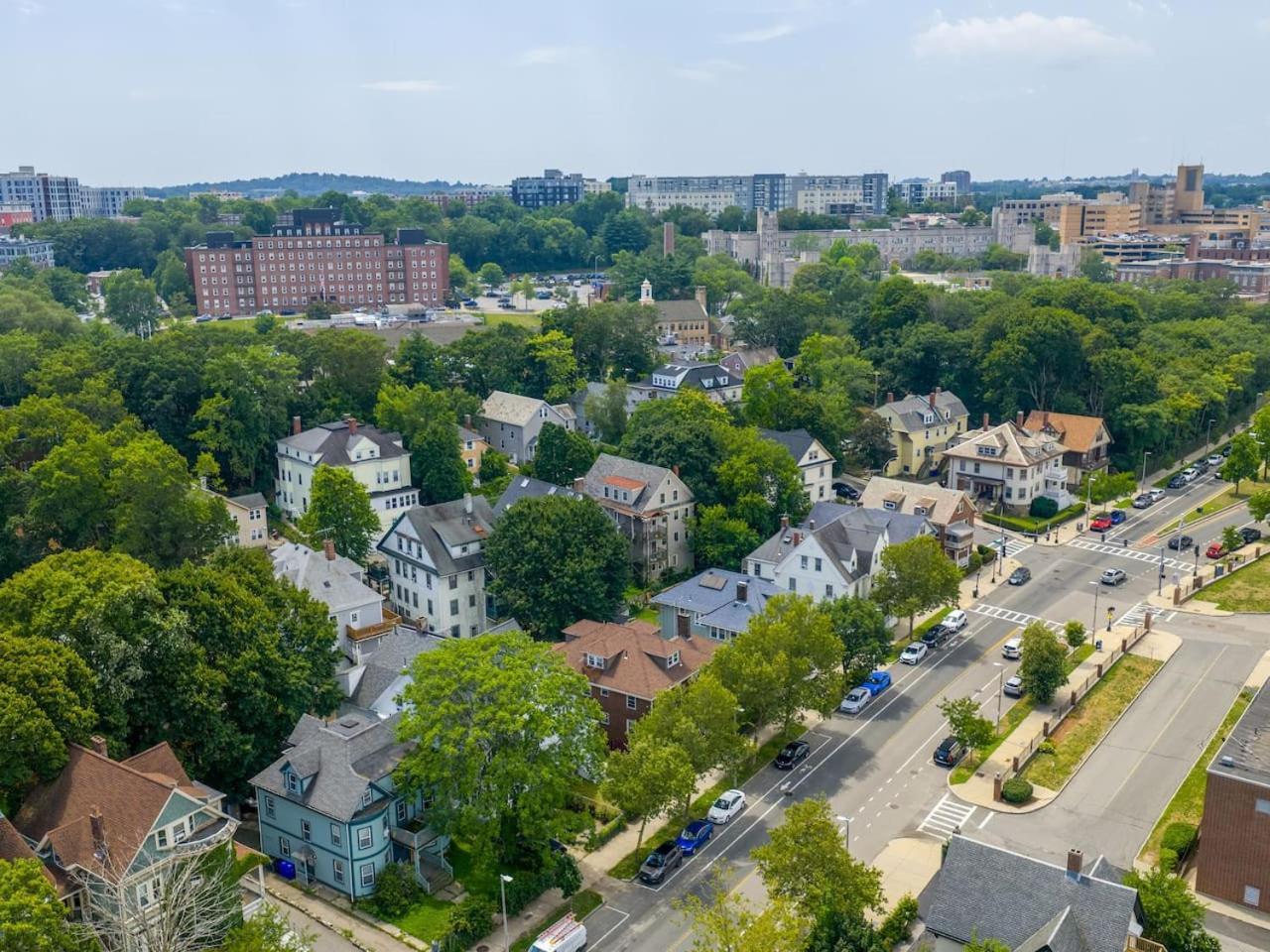 Apartment Charming 1br In With Free Parking Boston