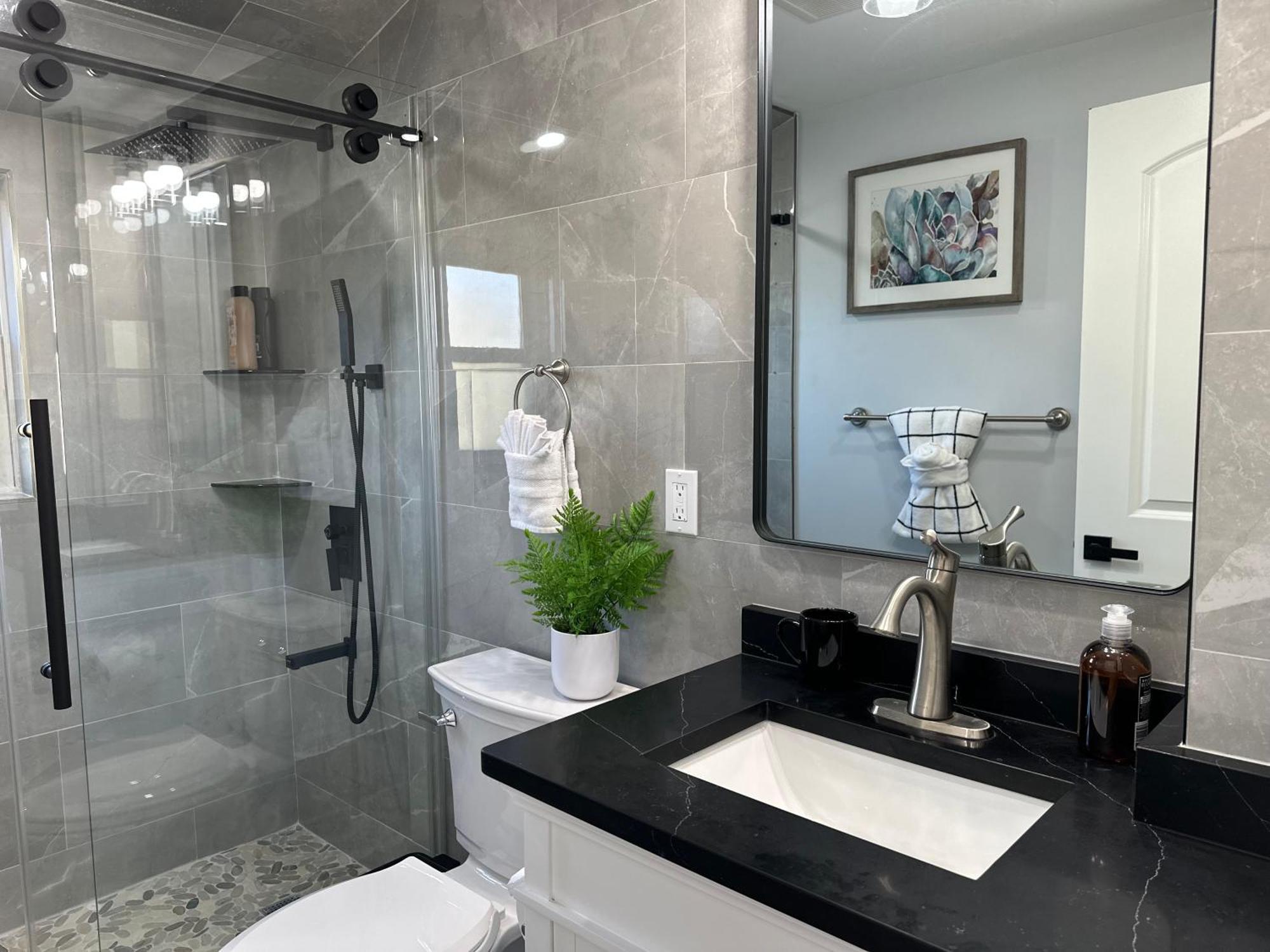 85c Brand New 3brwalk To Transit, Near * Boston