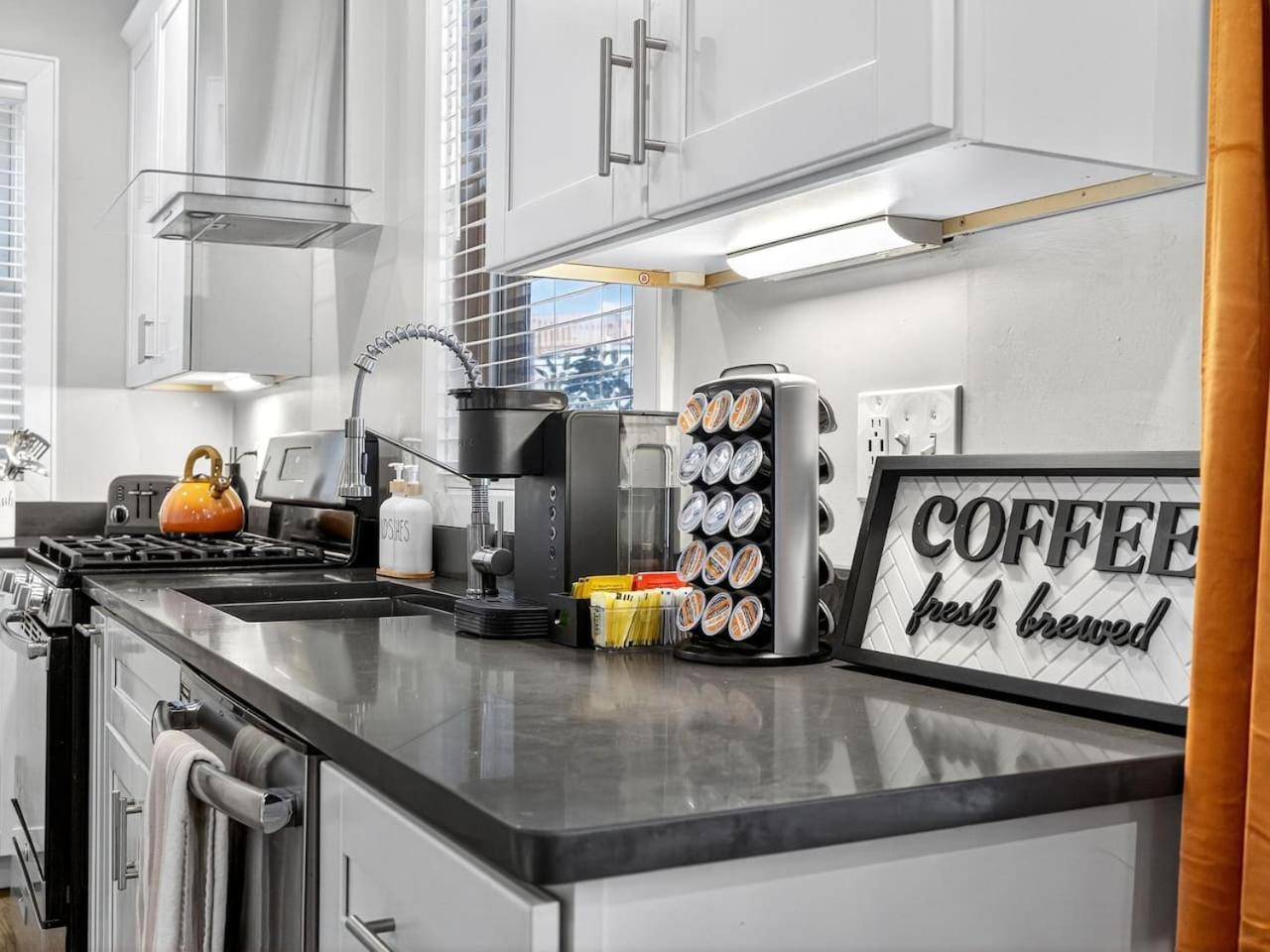 Luxury 3br In That Sleeps 10 Apartment Boston