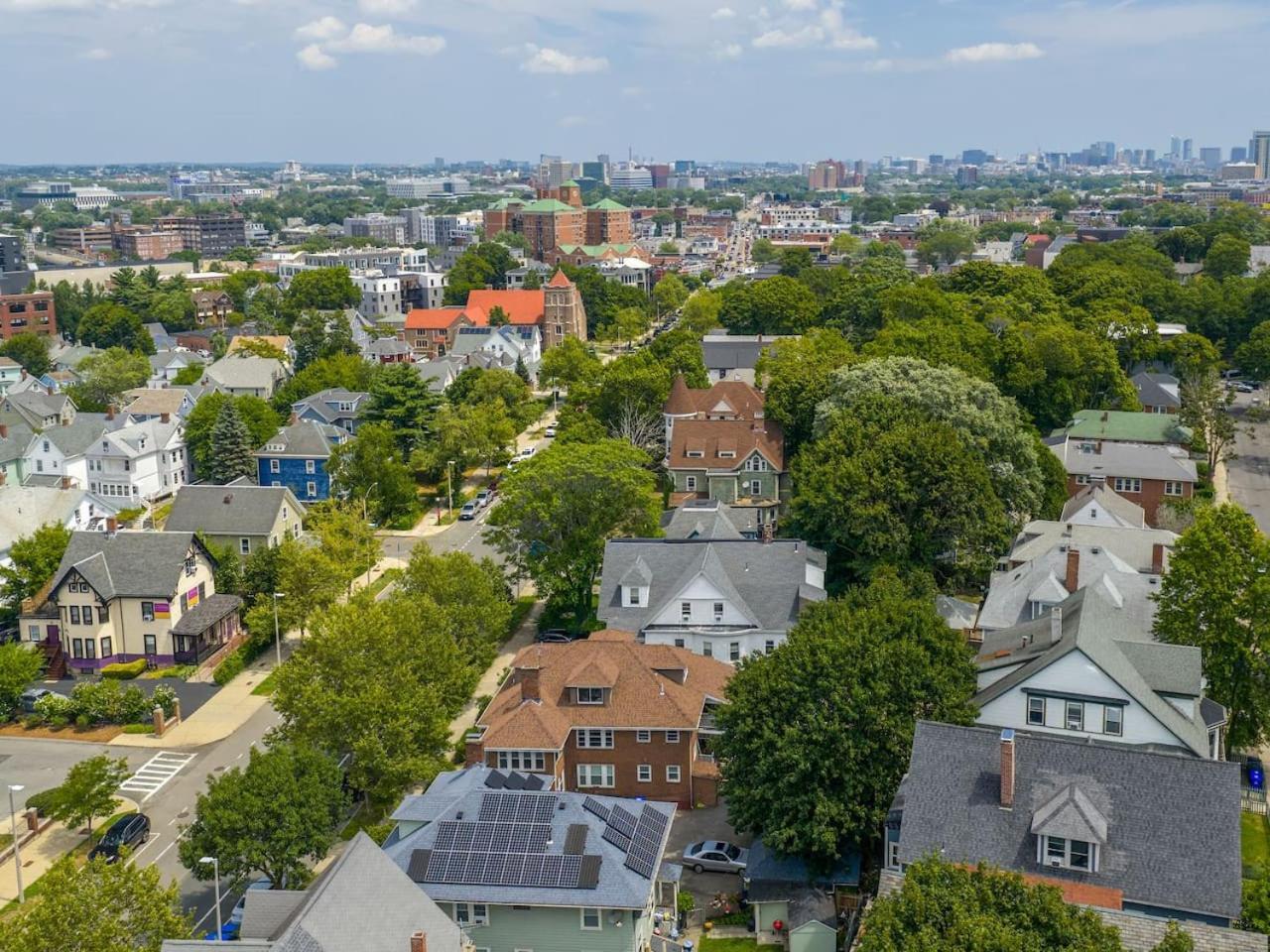 Charming 1br In With Free Parking