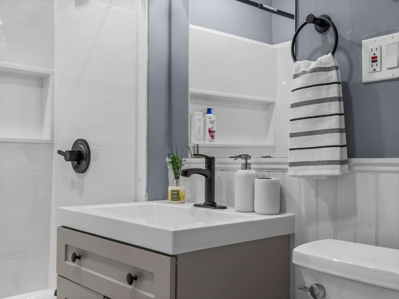 Luxury 3br In With Free Parking