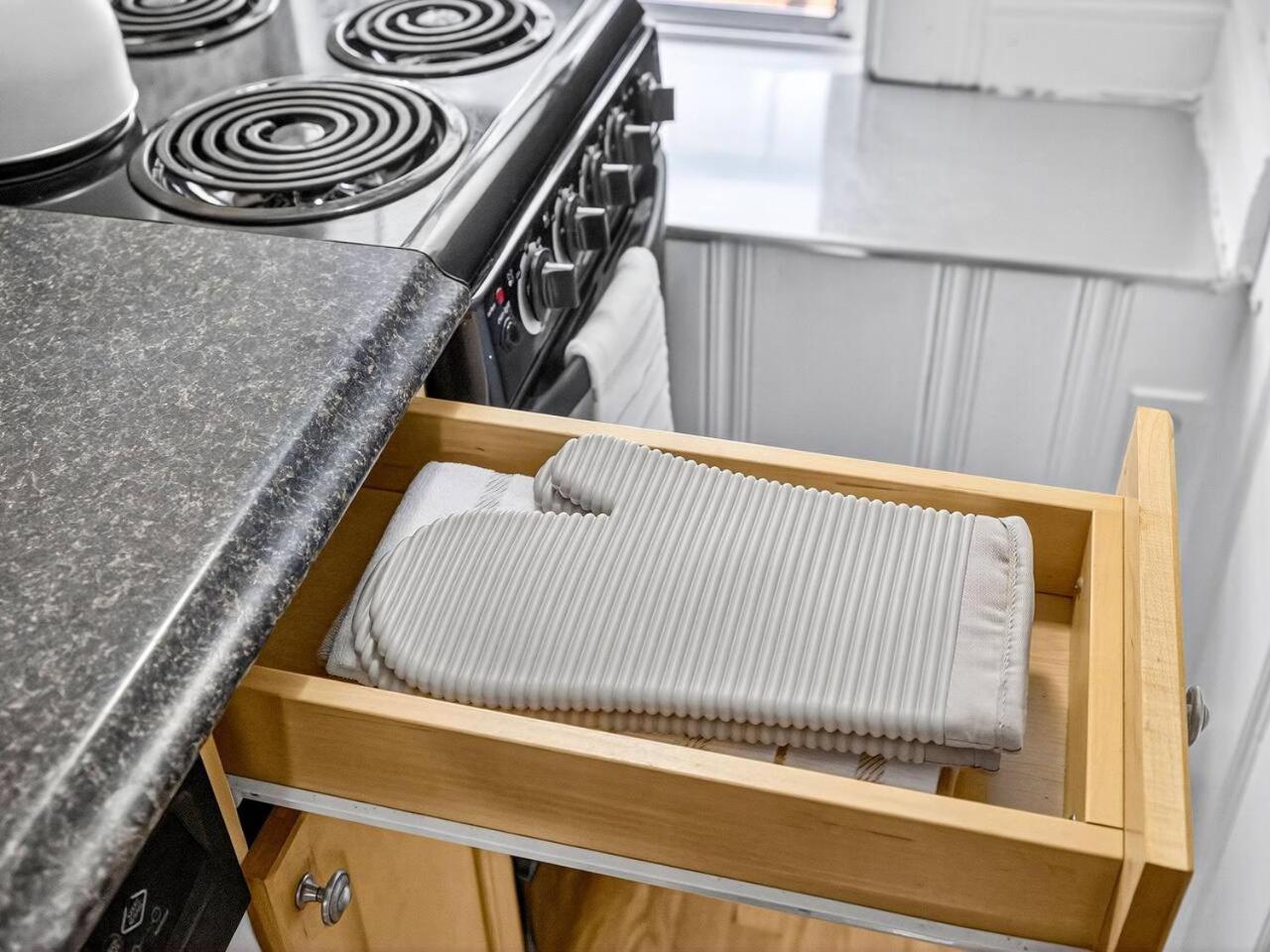 Apartment Charming 1br In With Free Parking