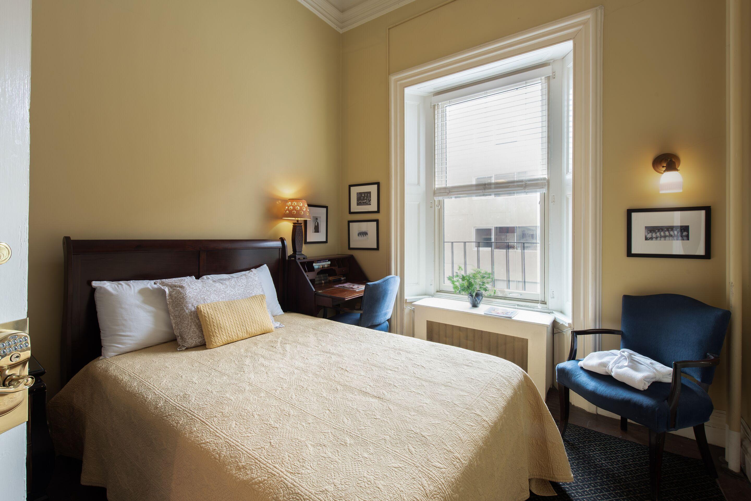 The College Club Of Bed & Breakfast 3*