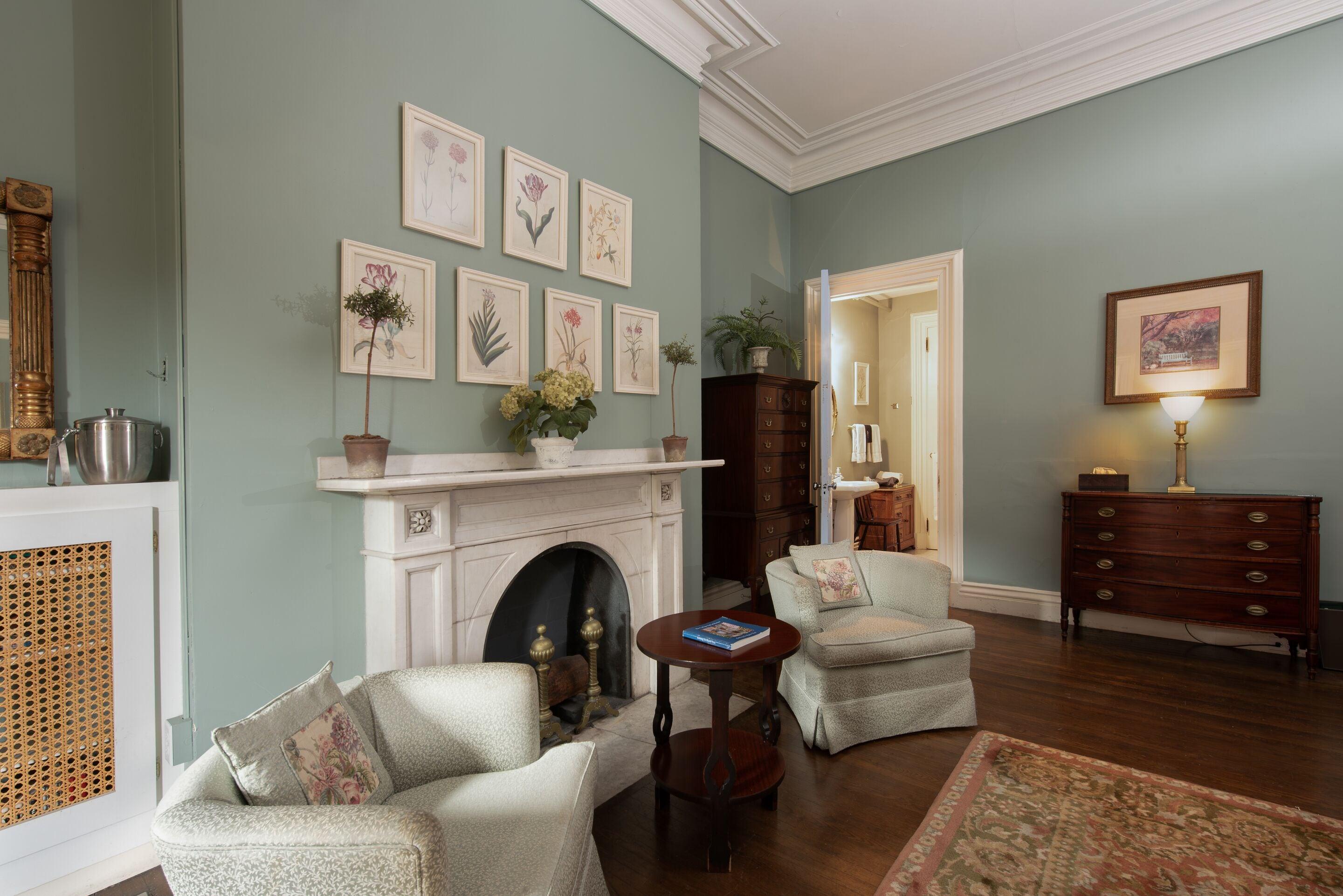 The College Club Of Bed & Breakfast Boston