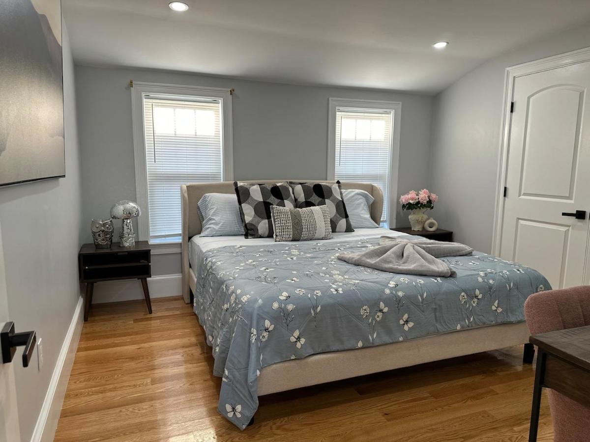 85c Brand New 3brwalk To Transit, Near Apartment *